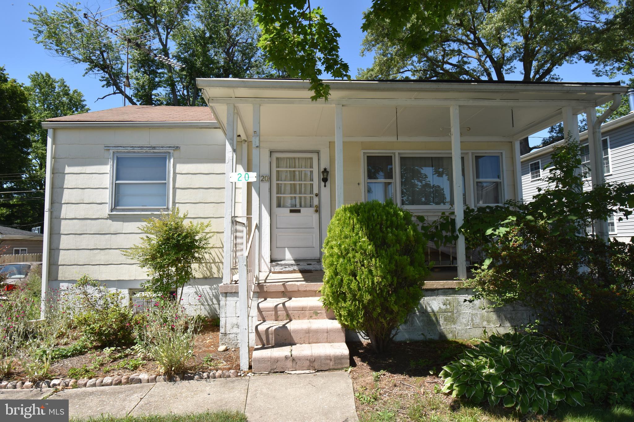 MIDDLE RIVER - Residential