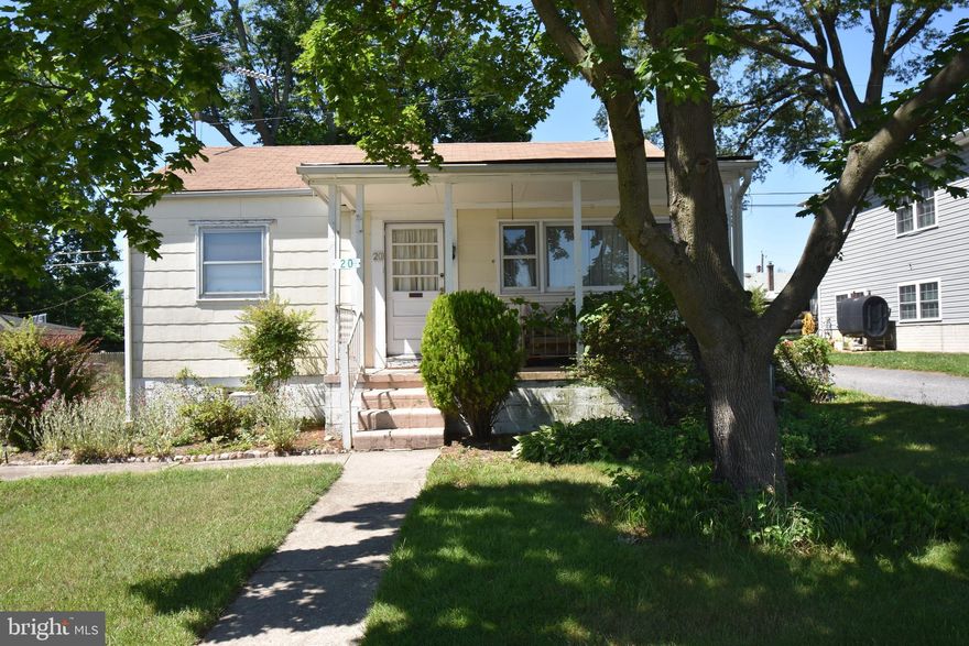 INVESTOR ALERT!!!!!   RARE 3 BEDROOM/1 BATH WITH BASEMENT LOCATED ON LEFT WING CT.  MOST OTHER HOUSES ONLY HAVE 2 BEDROOMS AND NO BASEMENT.    PRICE REFLECTS THE WORK THAT NEEDS TO BE DONE -COME CHECK IT OUT AND SEE THE POTENTIAL!!!
ALL OFFERS DUE ON SUNDAY 6/20/2021 BY END OF DAY.