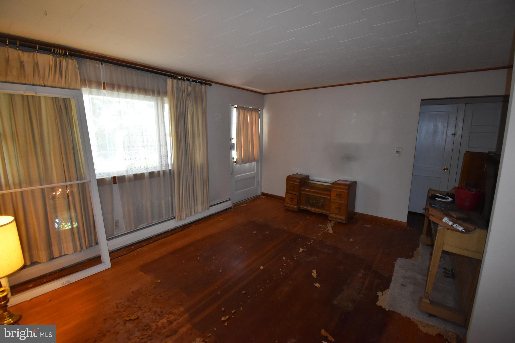 MIDDLE RIVER - Residential