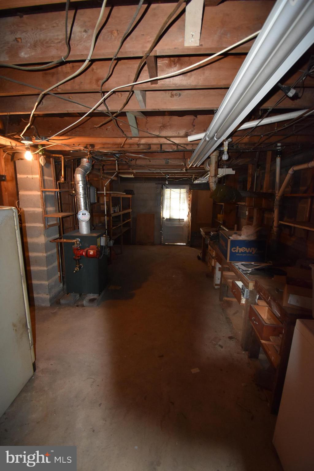 MIDDLE RIVER - Residential