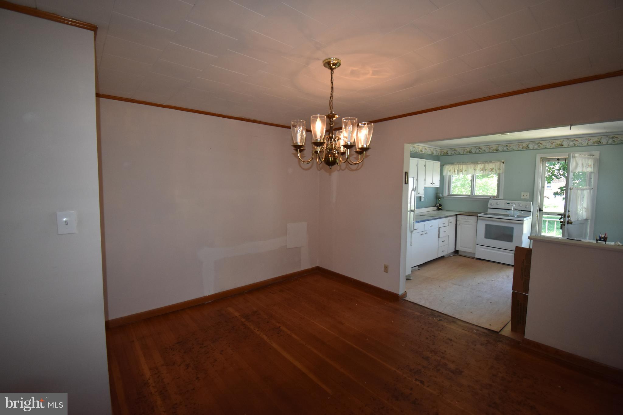 MIDDLE RIVER - Residential