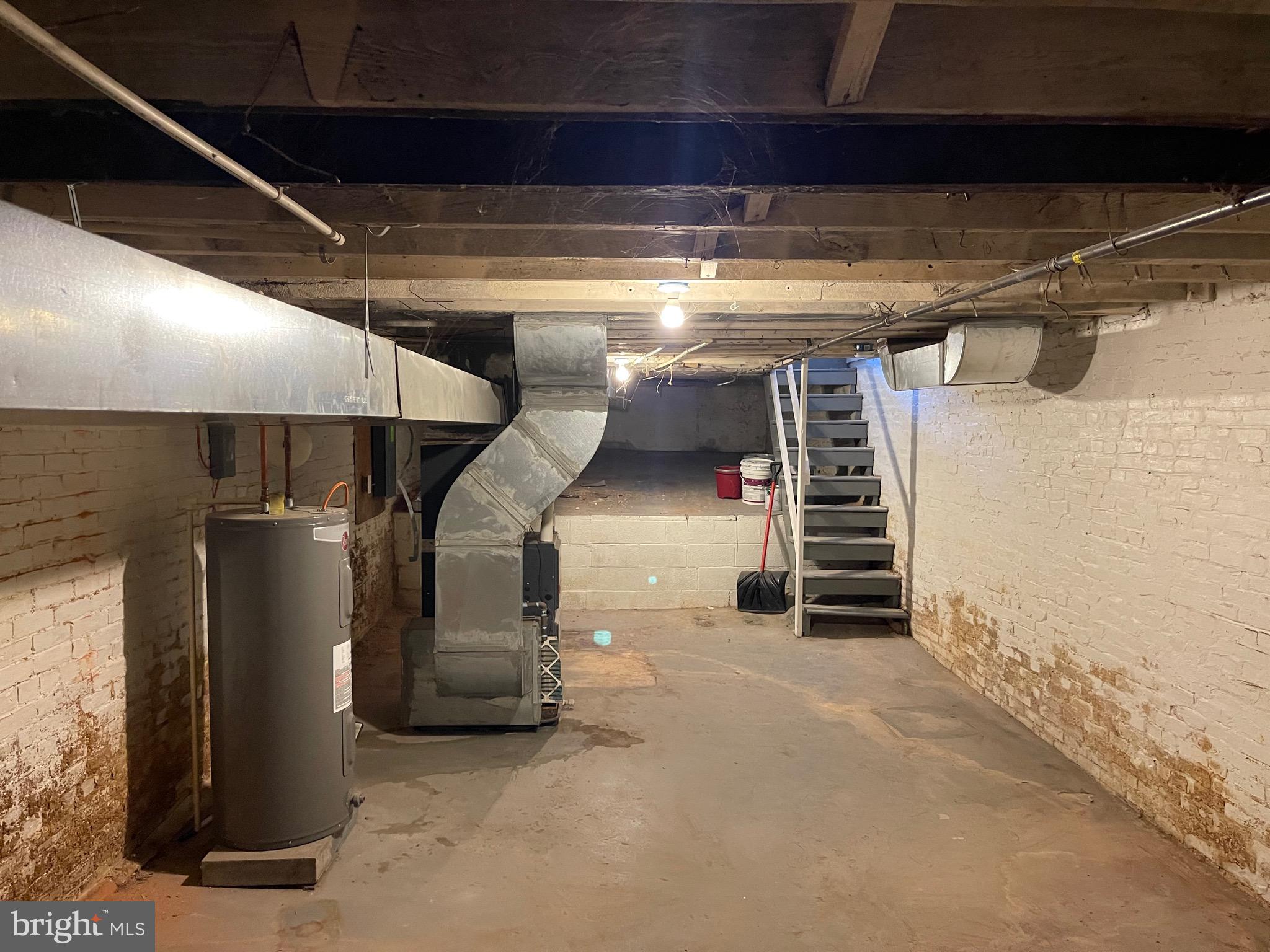 MIDDLE EAST - Residential