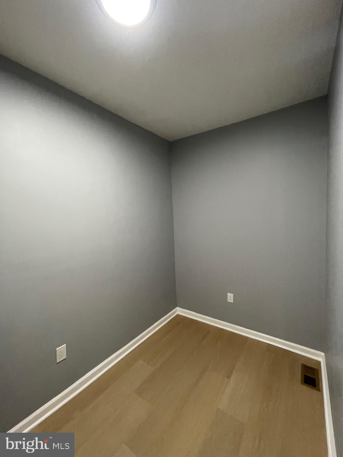 MIDDLE EAST - Residential