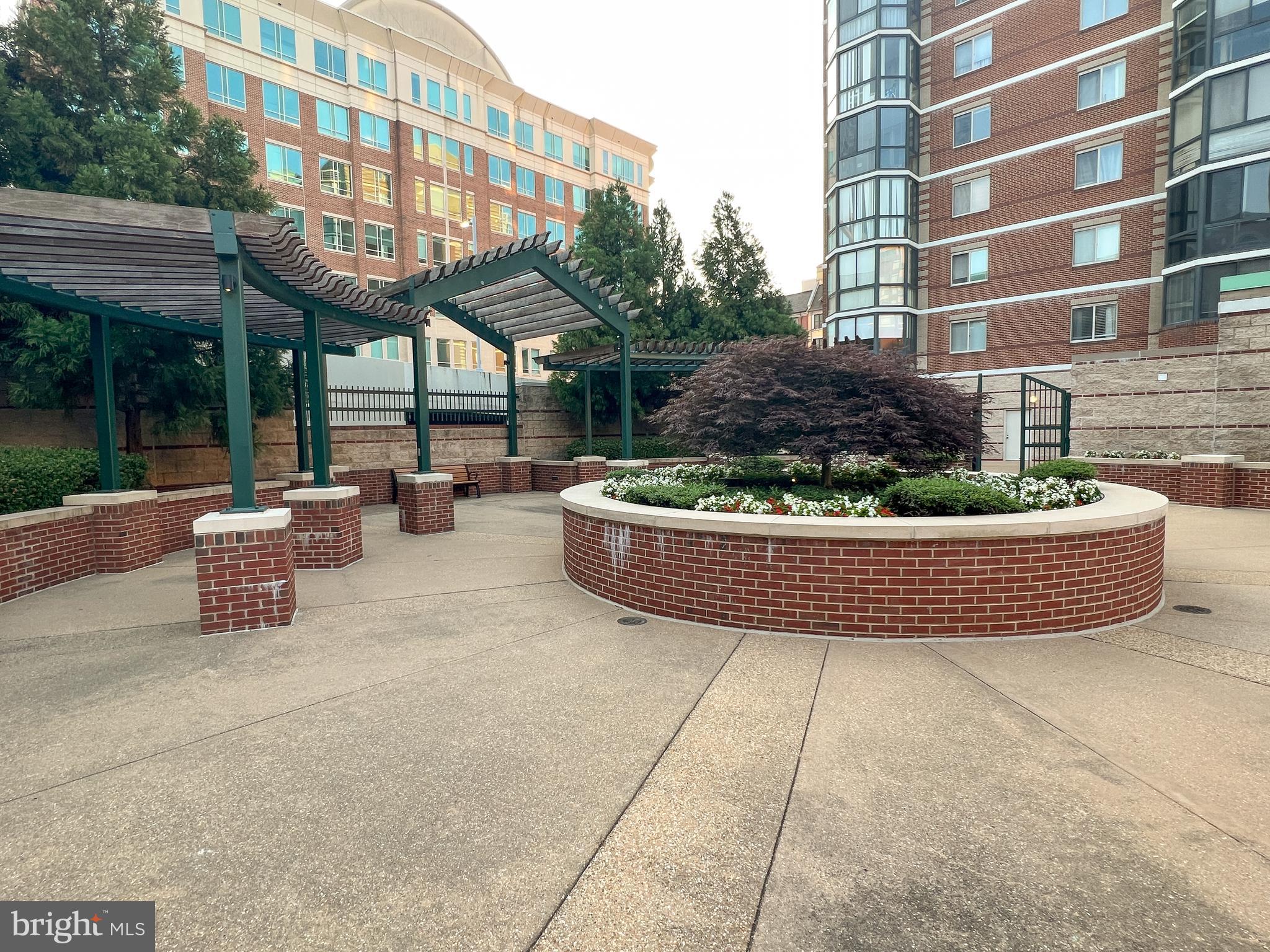 THE VICTORIA CODM - Residential