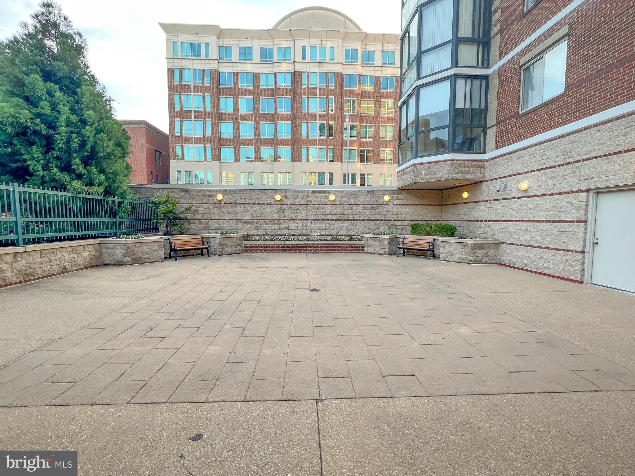 THE VICTORIA CODM - Residential