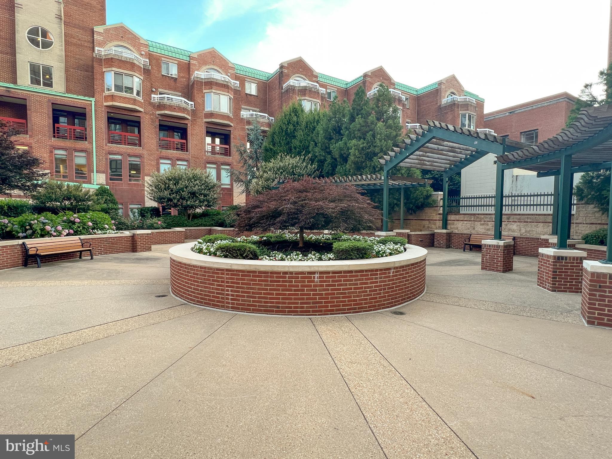 THE VICTORIA CODM - Residential