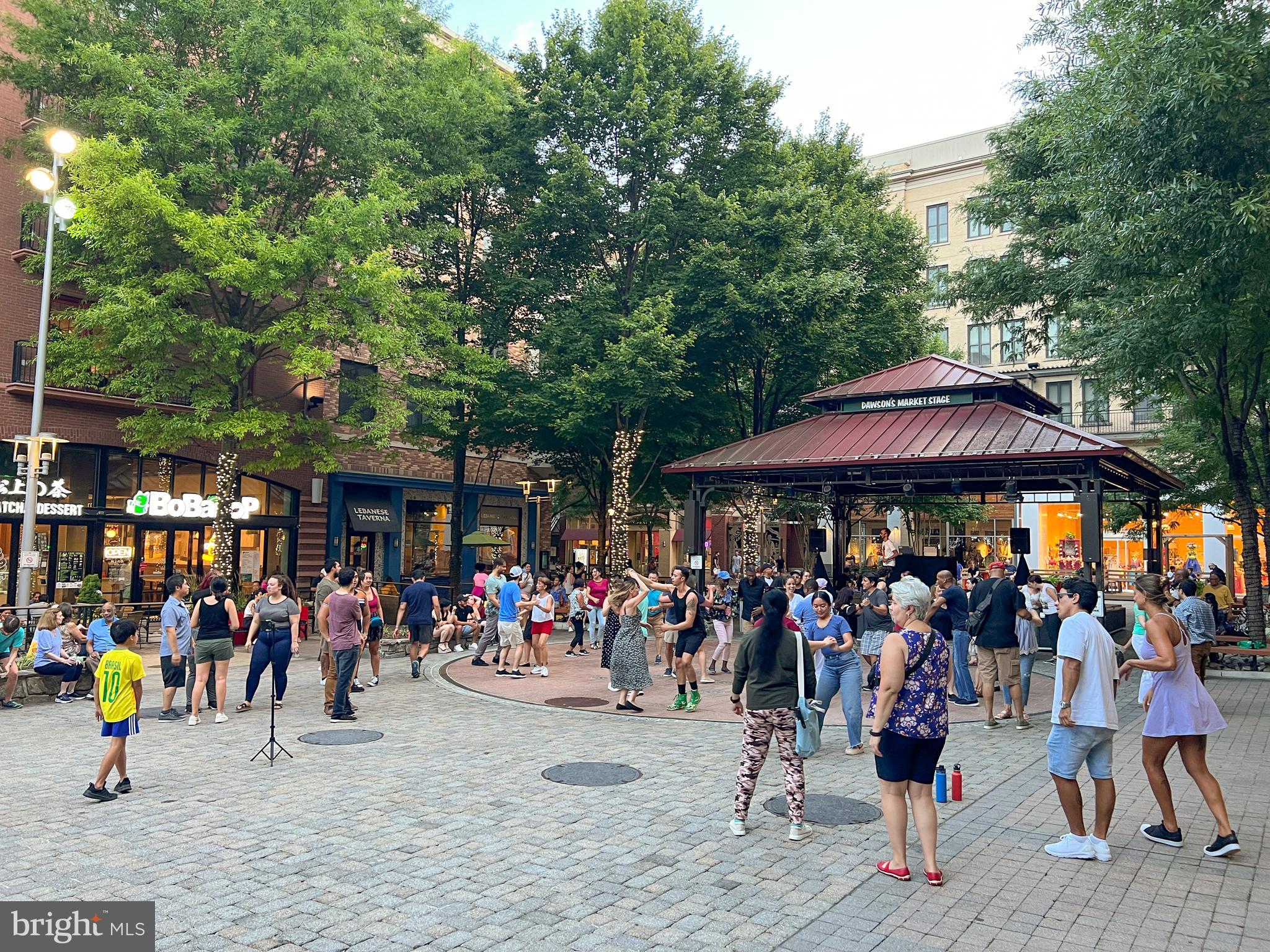 THE VICTORIA CODM - Residential