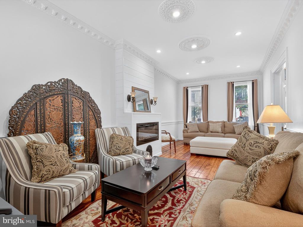Photo of 431 S Queen Street, LANCASTER, PA 17603 (MLS # PALA2073476)