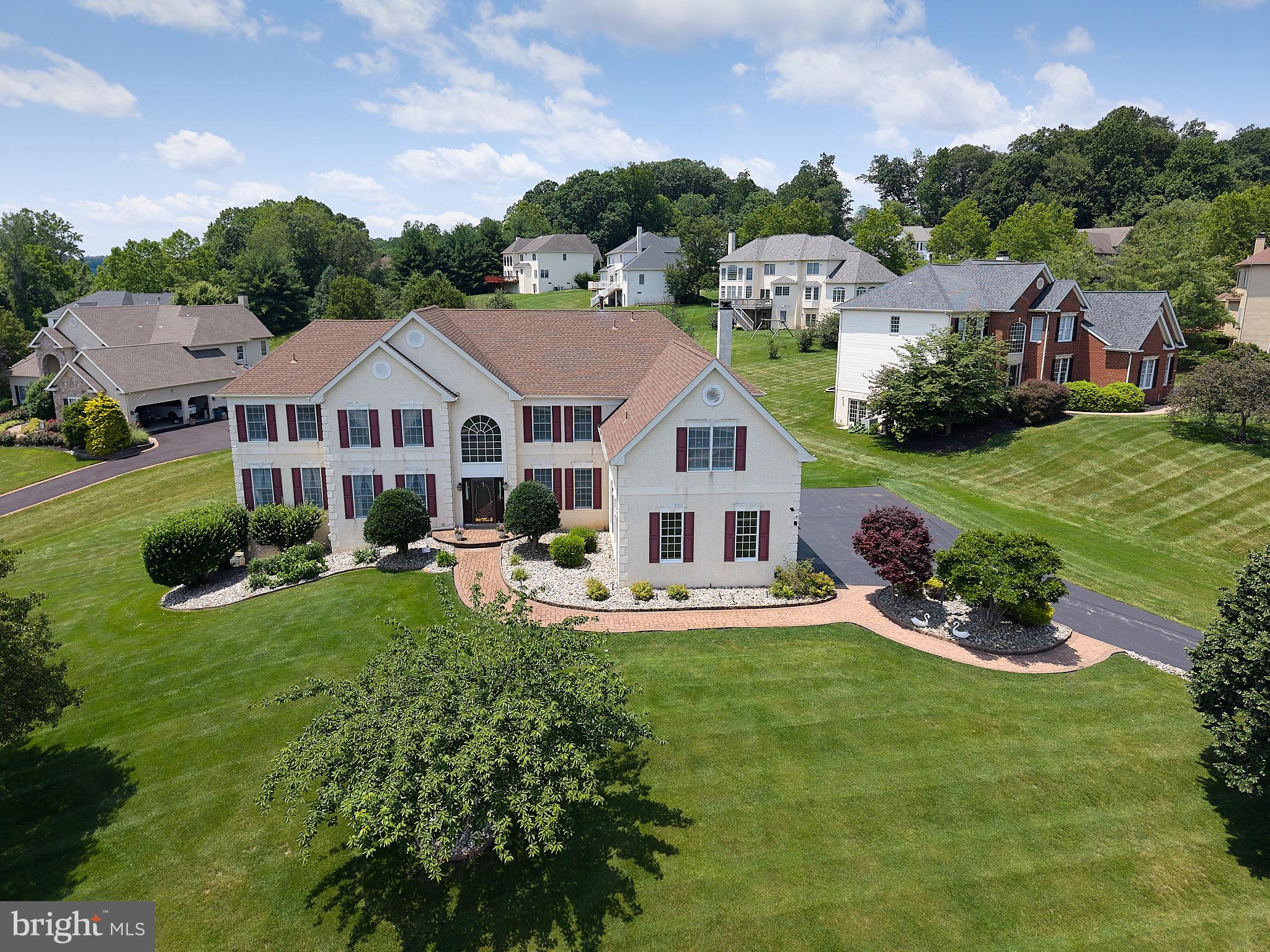 SWEDESFORD CHASE - Residential