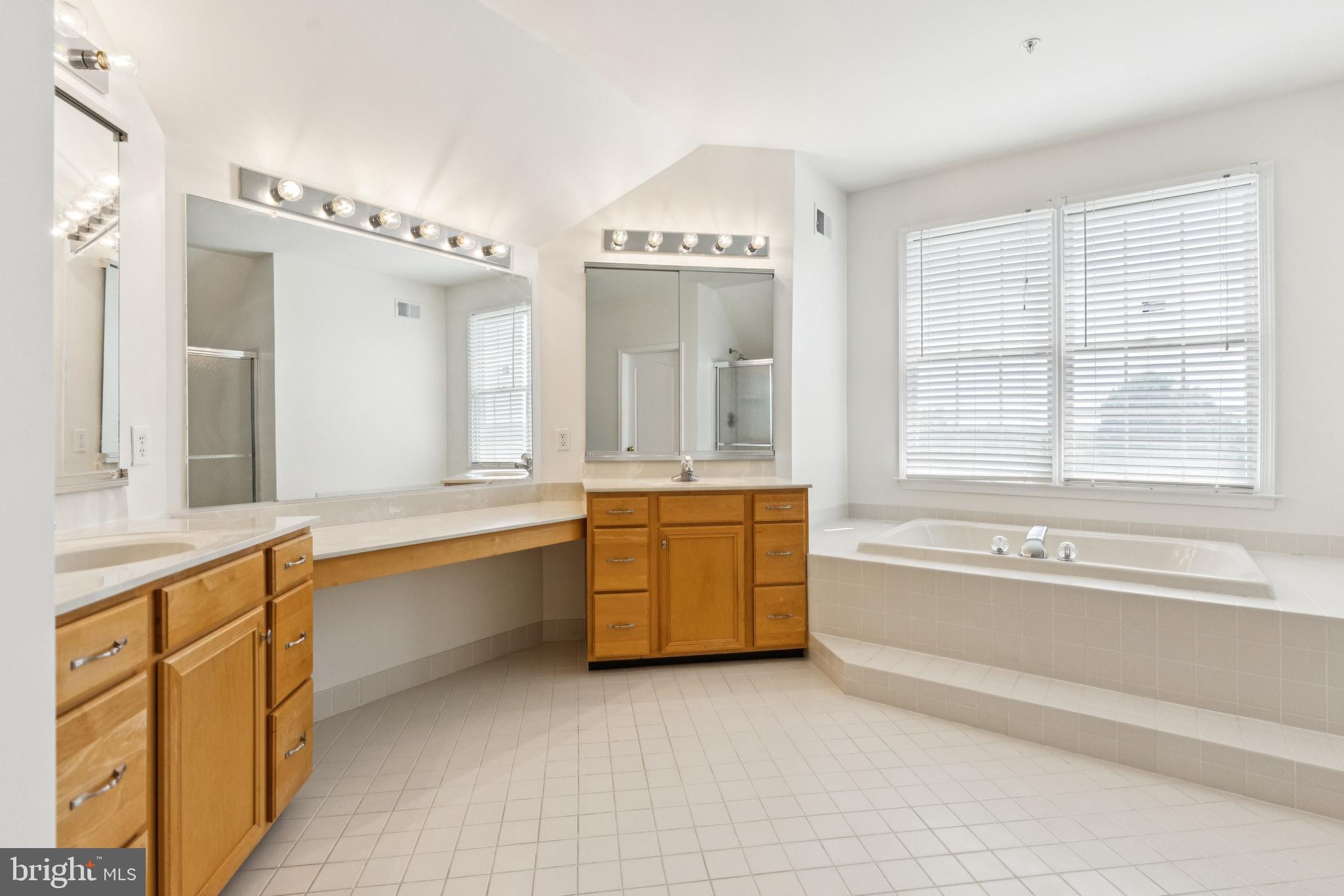 SWEDESFORD CHASE - Residential