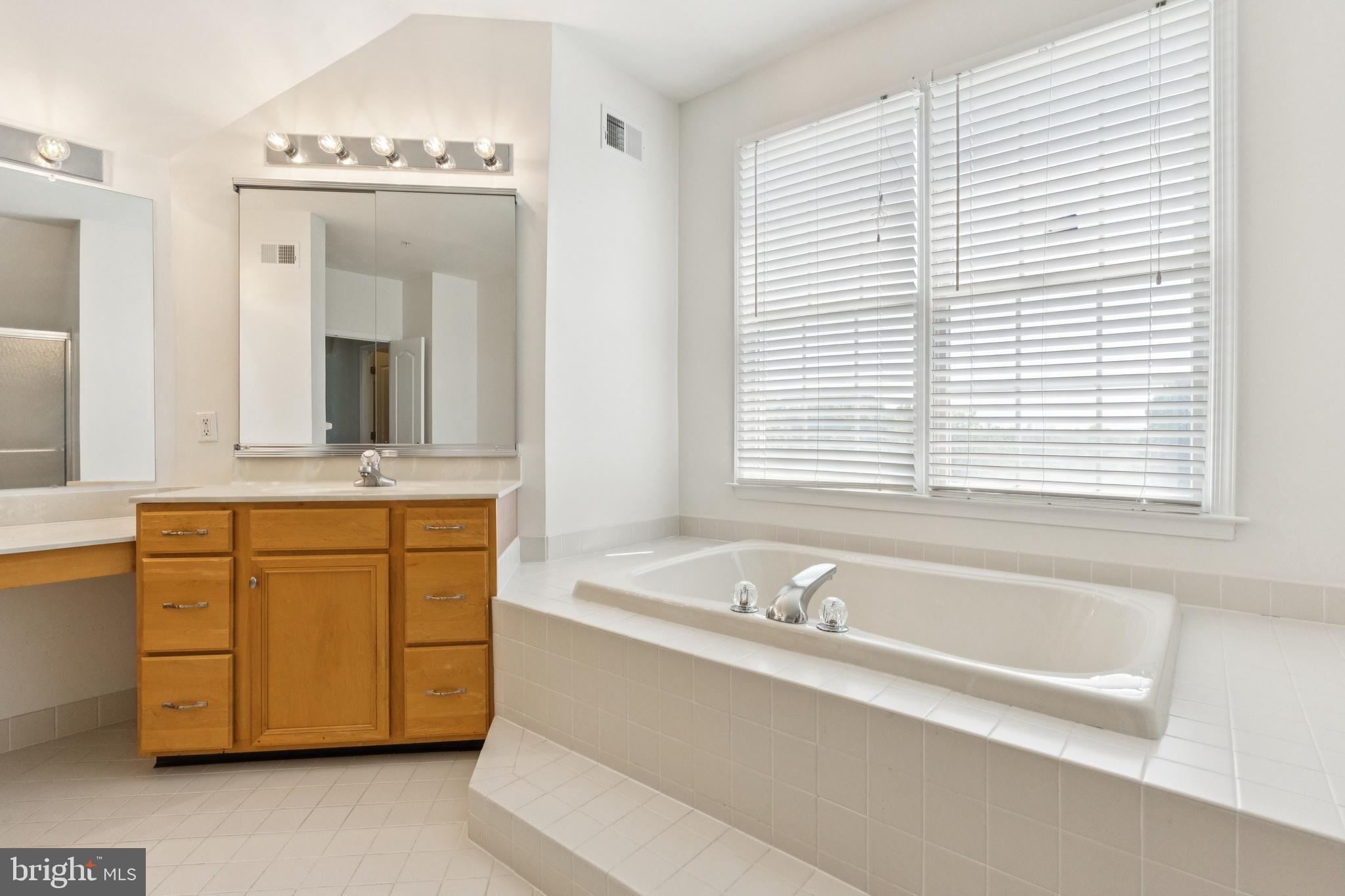 SWEDESFORD CHASE - Residential