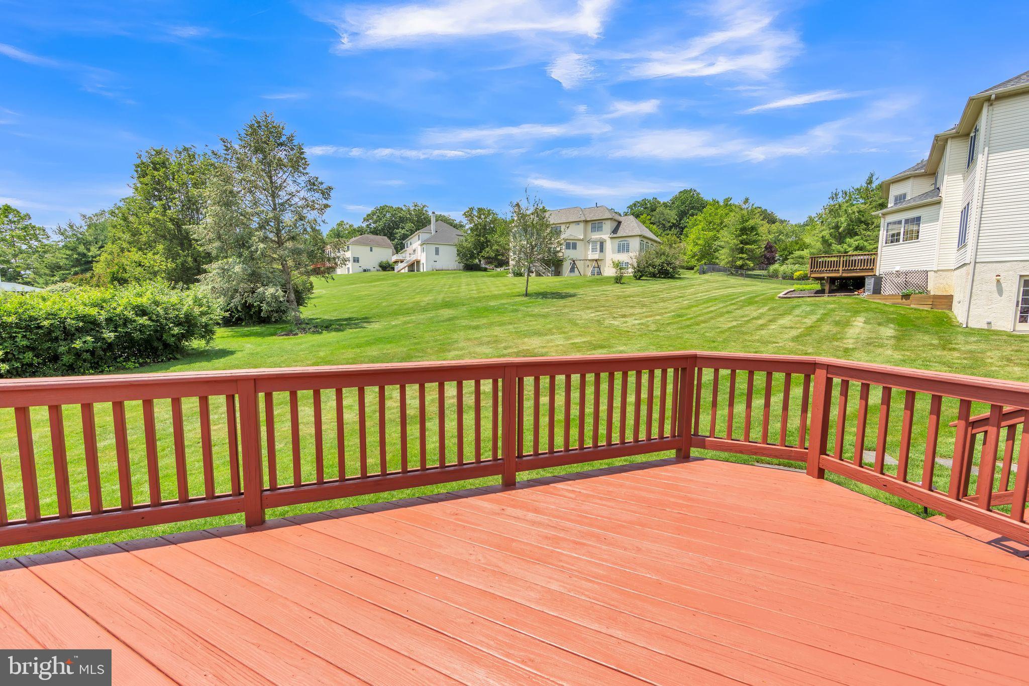 SWEDESFORD CHASE - Residential