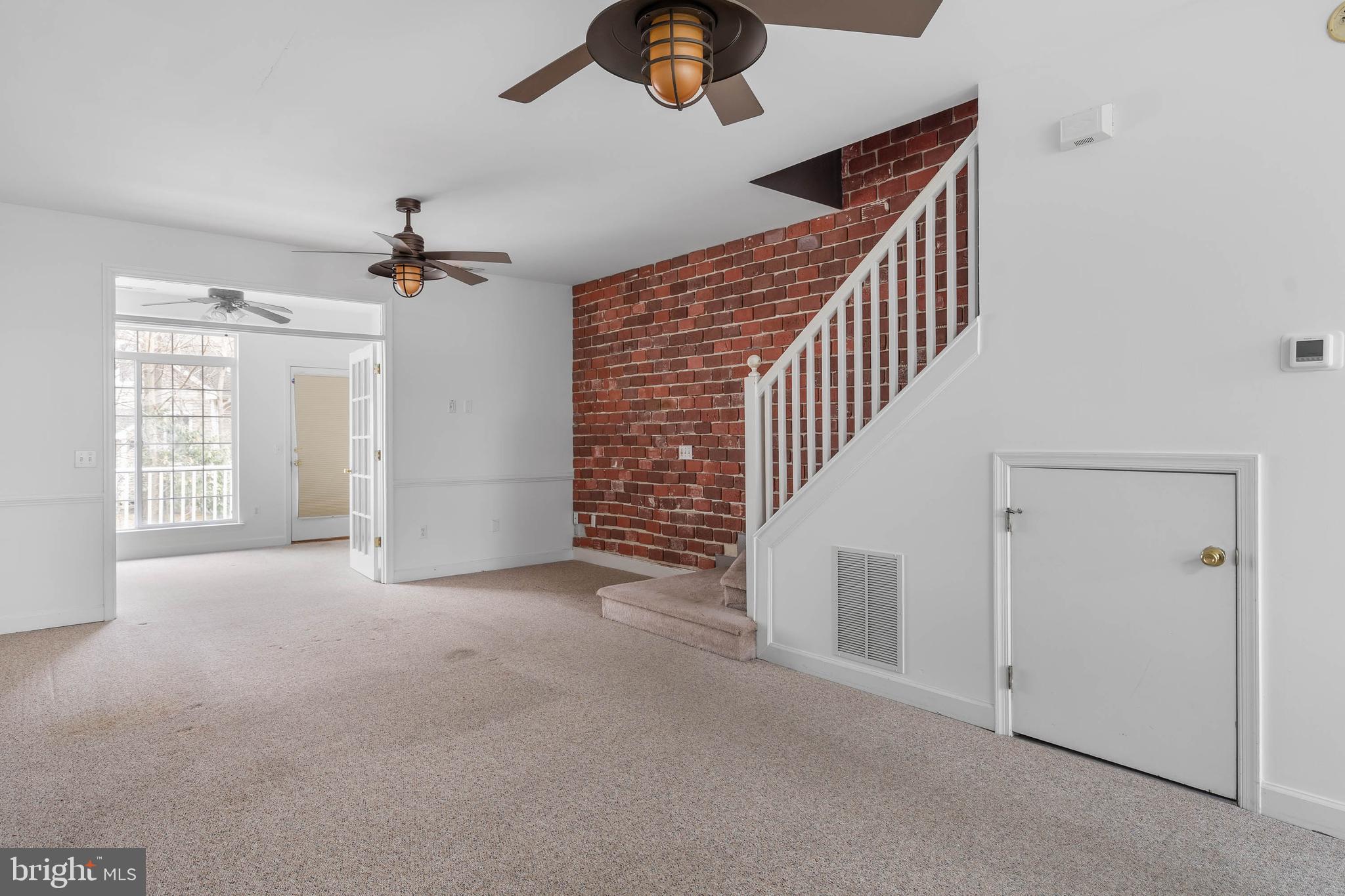 BETHANY BREEZE - Residential