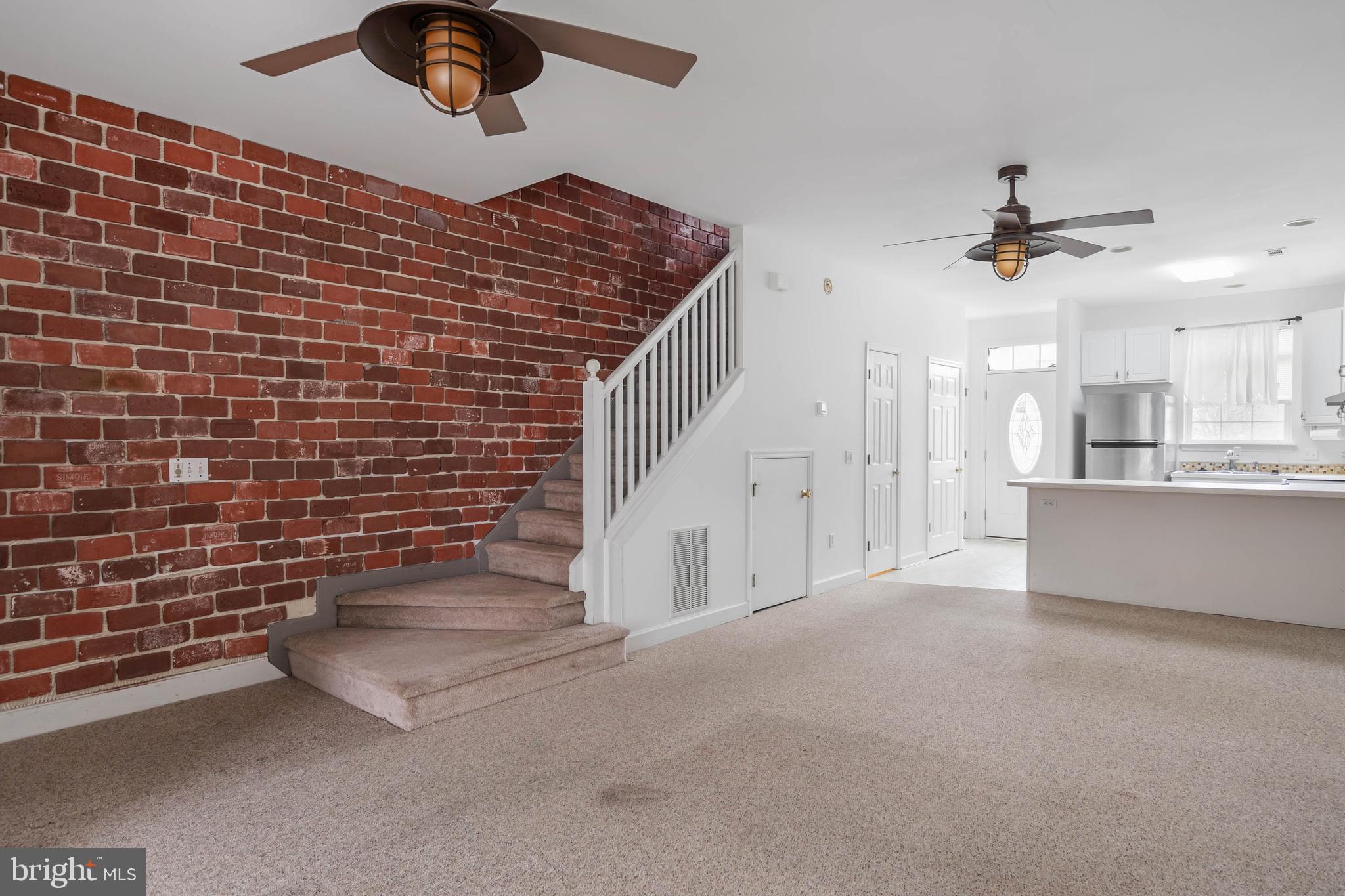 BETHANY BREEZE - Residential