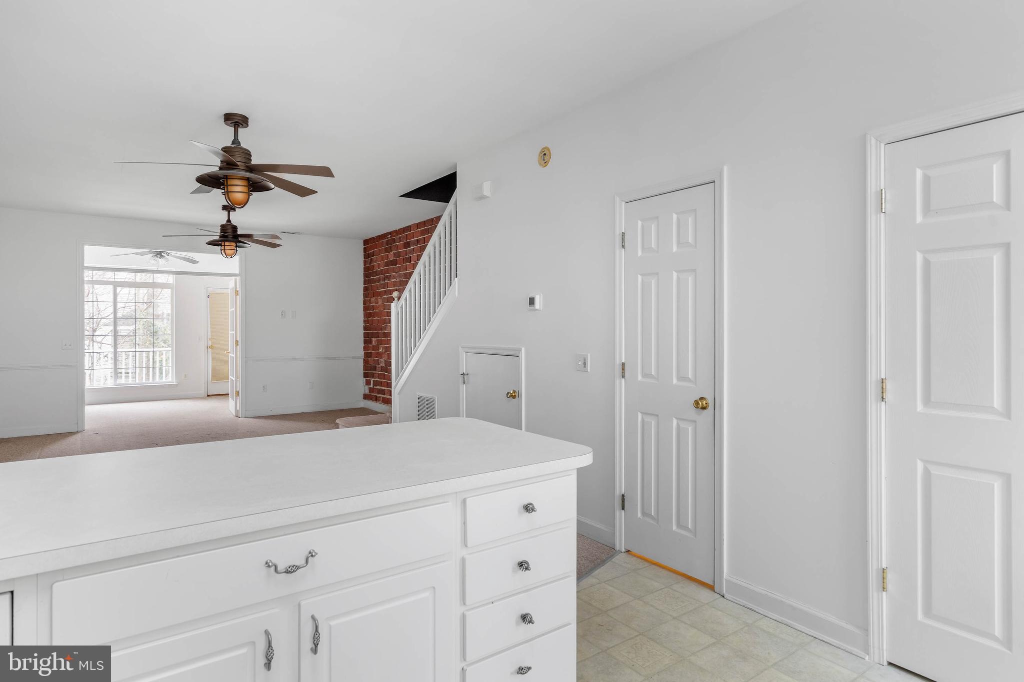 BETHANY BREEZE - Residential