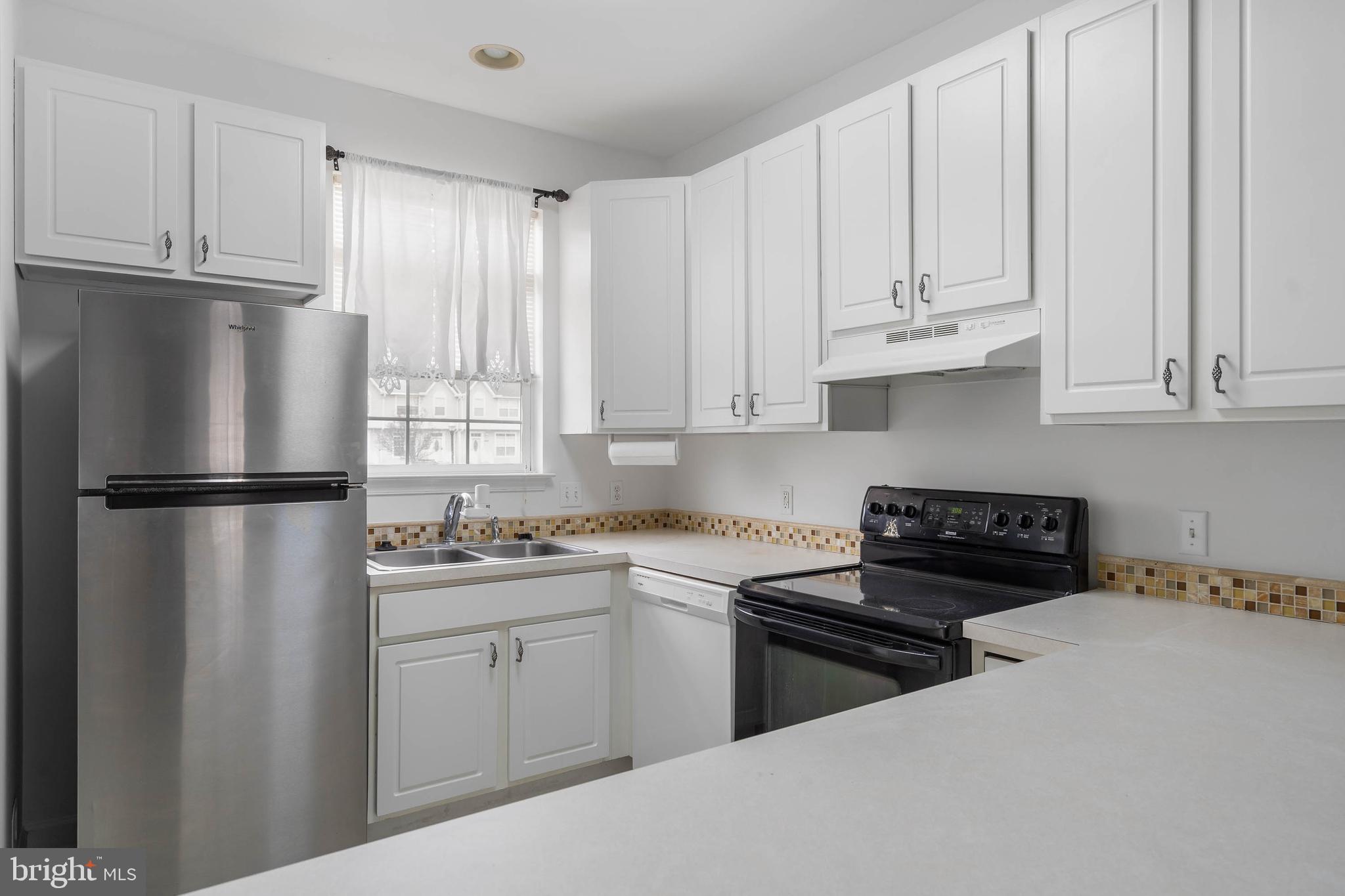 BETHANY BREEZE - Residential