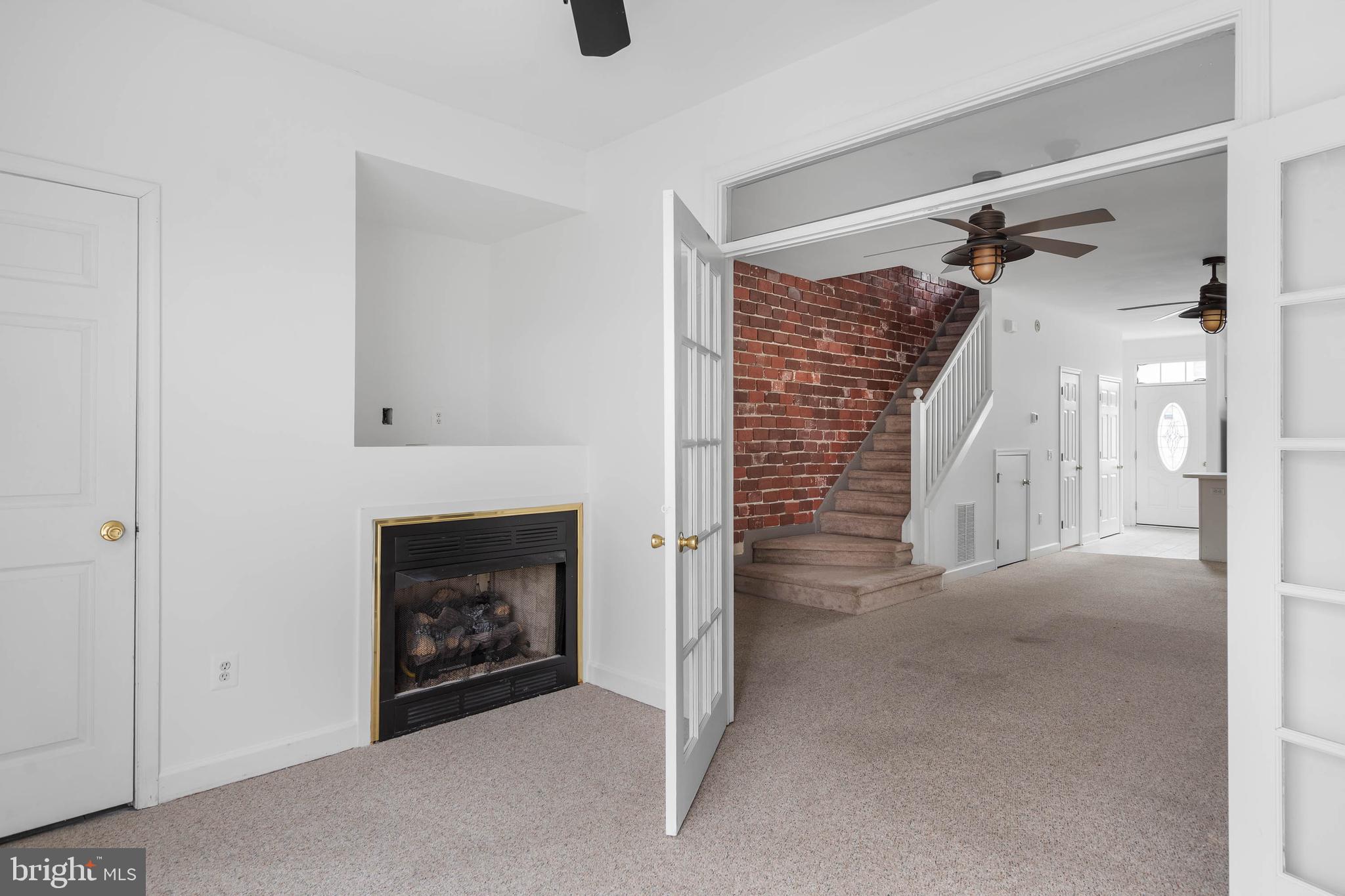 BETHANY BREEZE - Residential