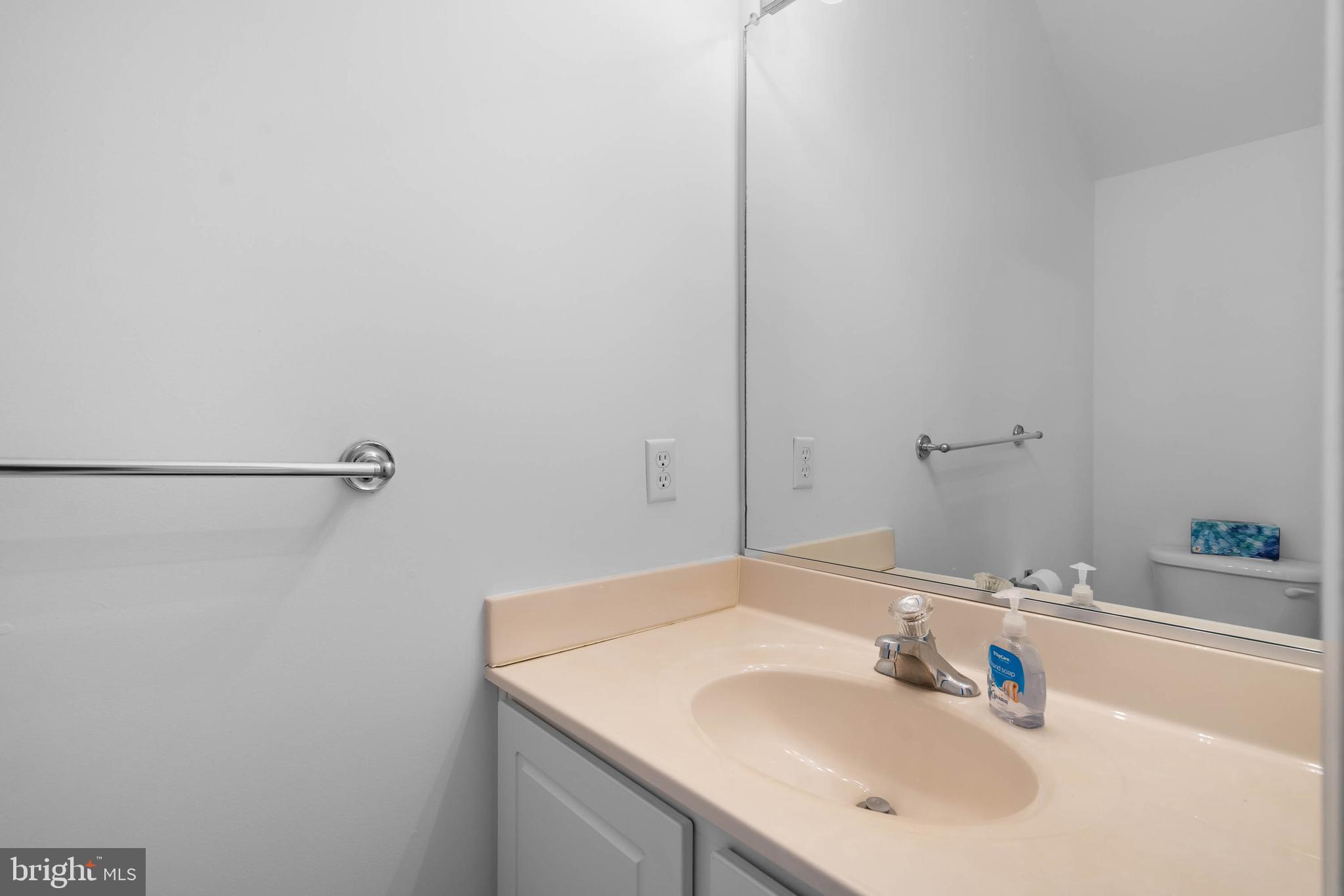 BETHANY BREEZE - Residential