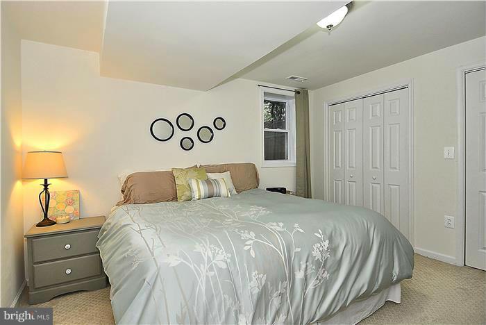 LORD FAIRFAX ESTATES - Residential