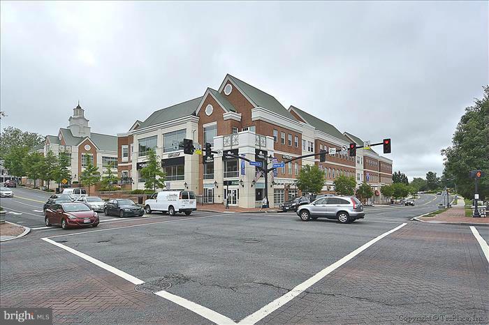 LORD FAIRFAX ESTATES - Residential