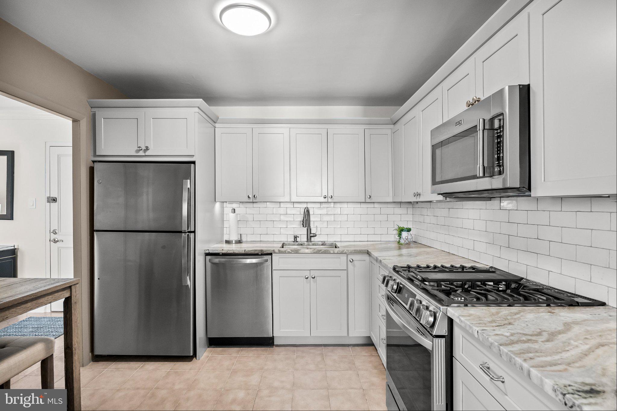 1840 FRONTAGE ROAD 1704