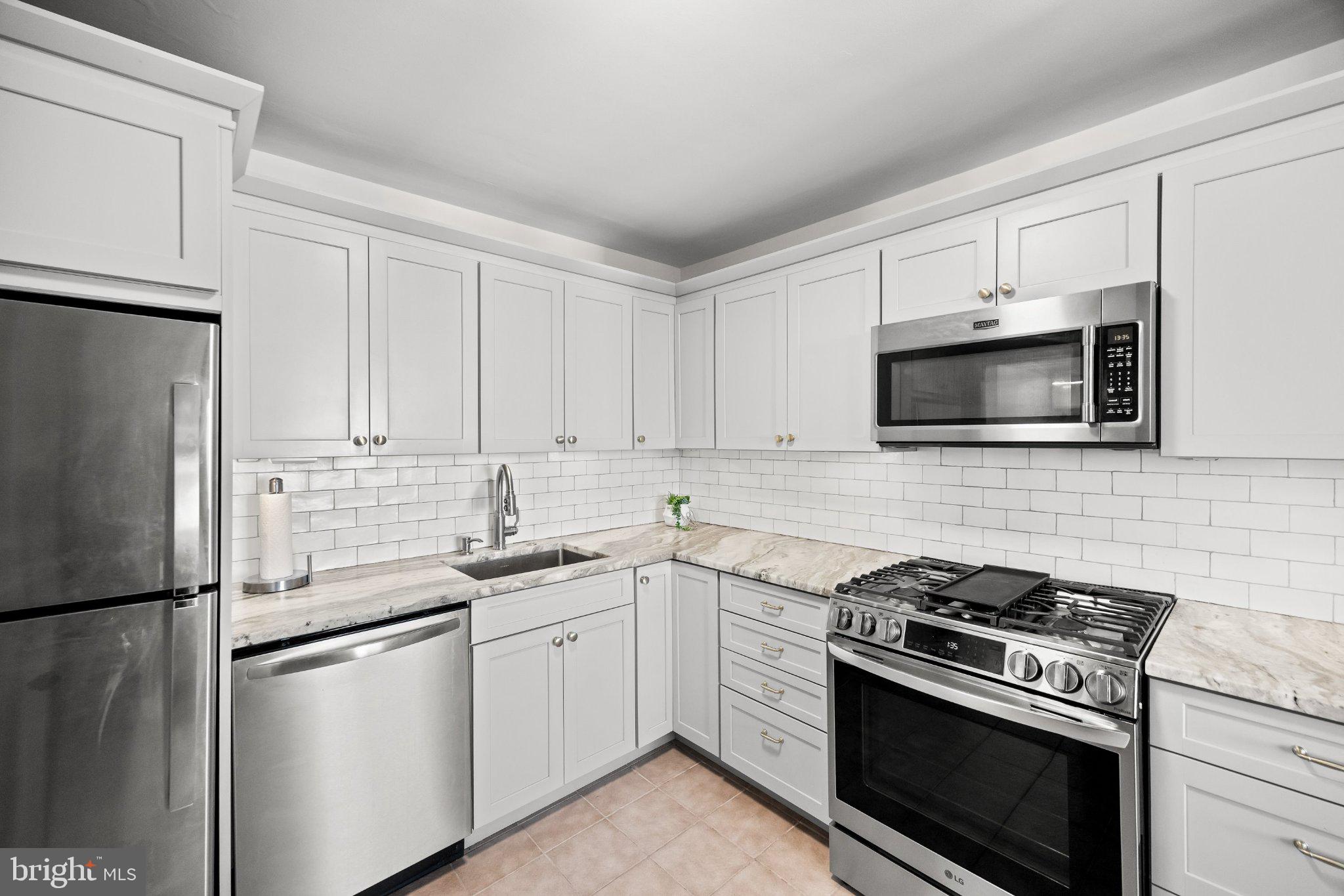 1840 FRONTAGE ROAD 1704