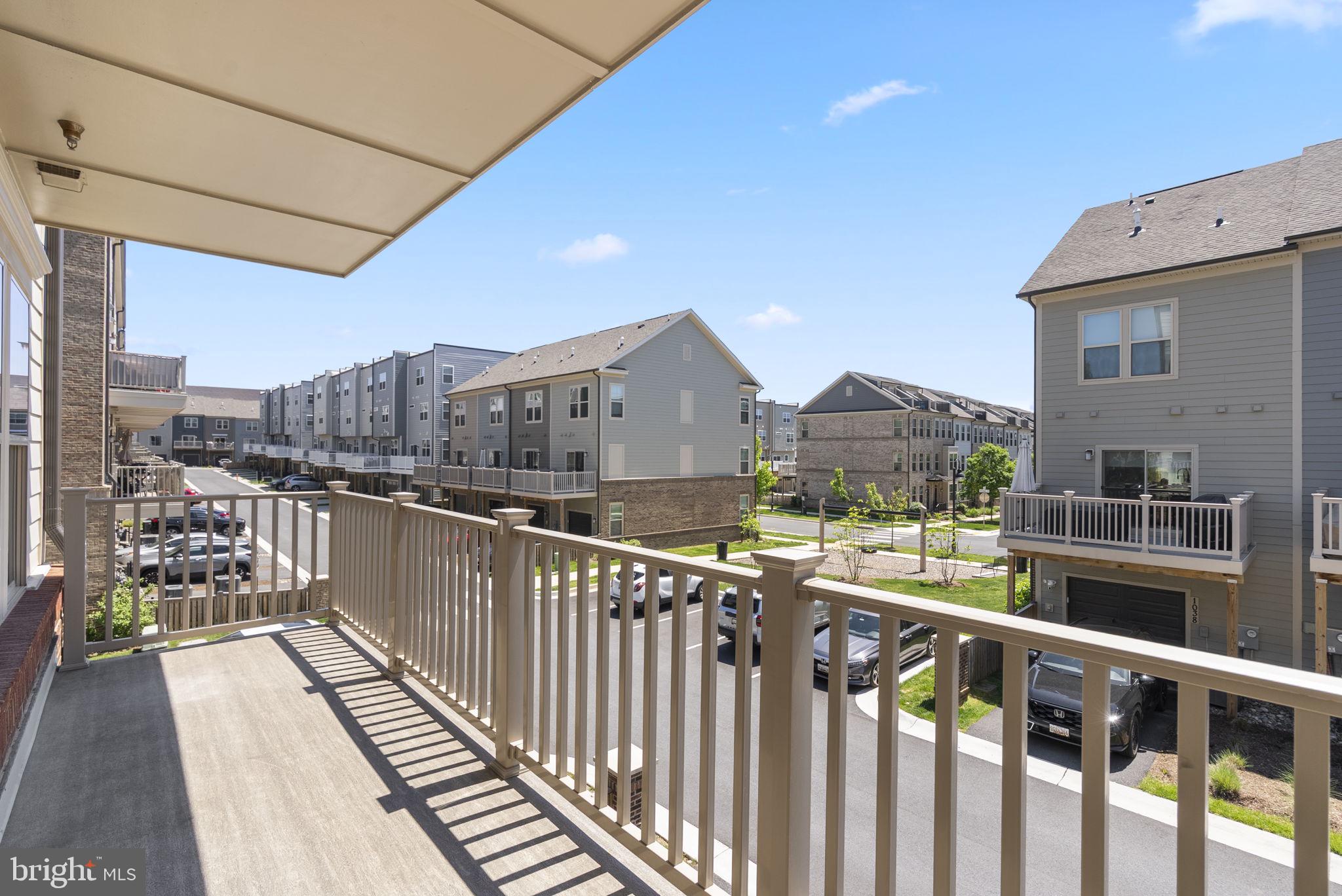 CROWN FARM - Residential