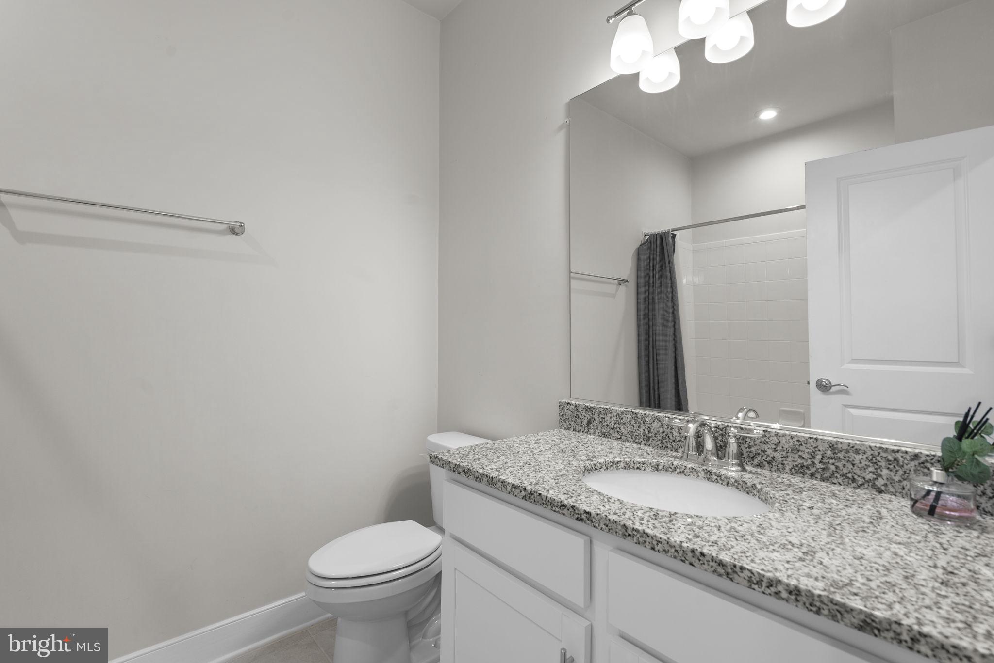 CROWN FARM - Residential
