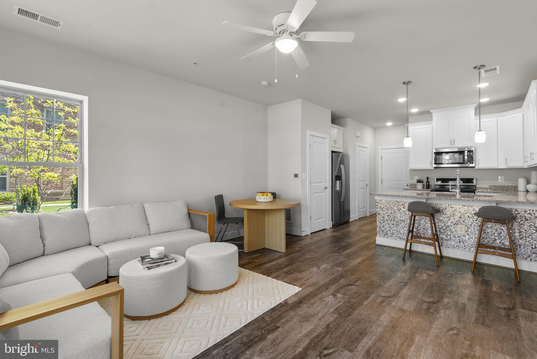 CROWN FARM - Residential