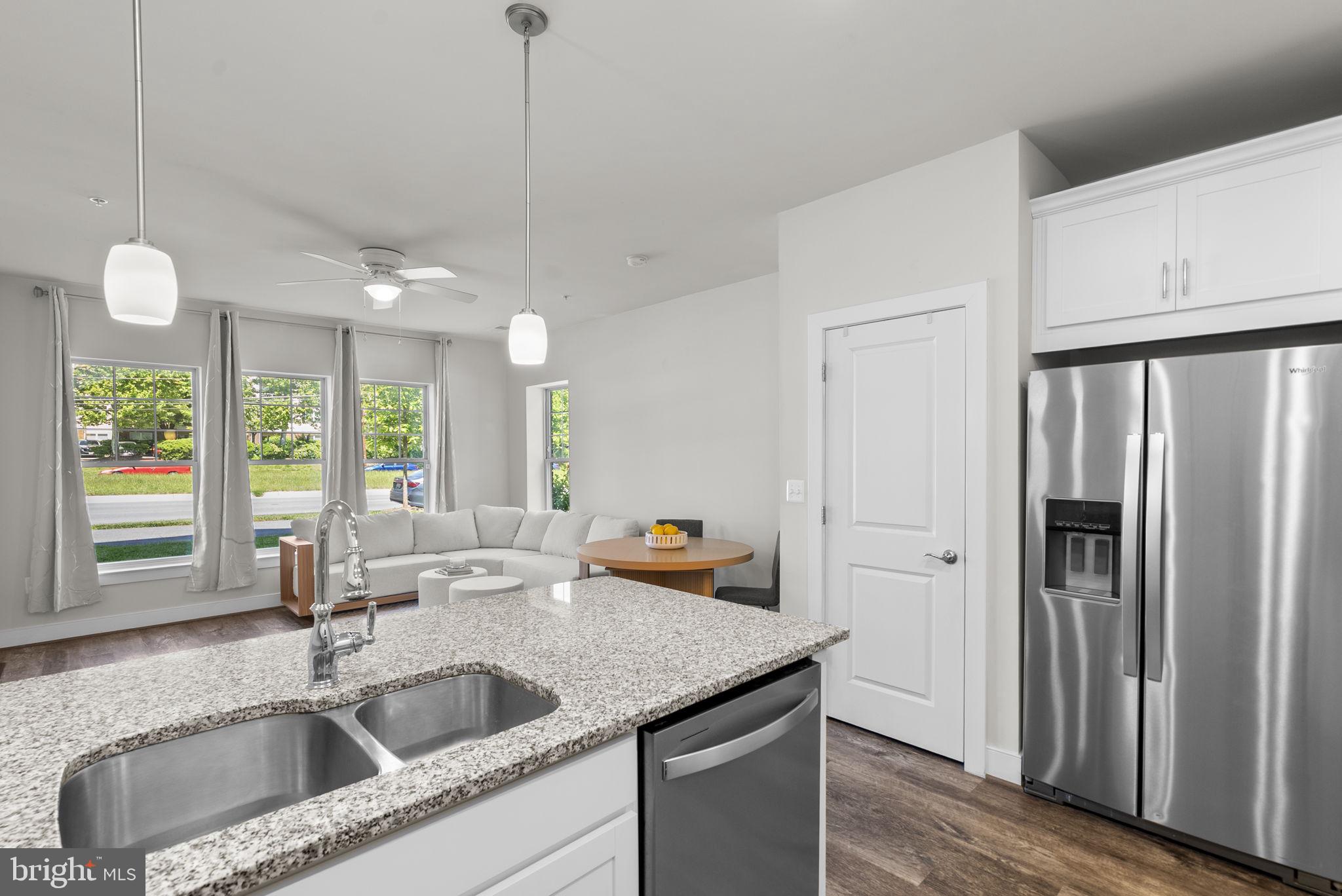 CROWN FARM - Residential