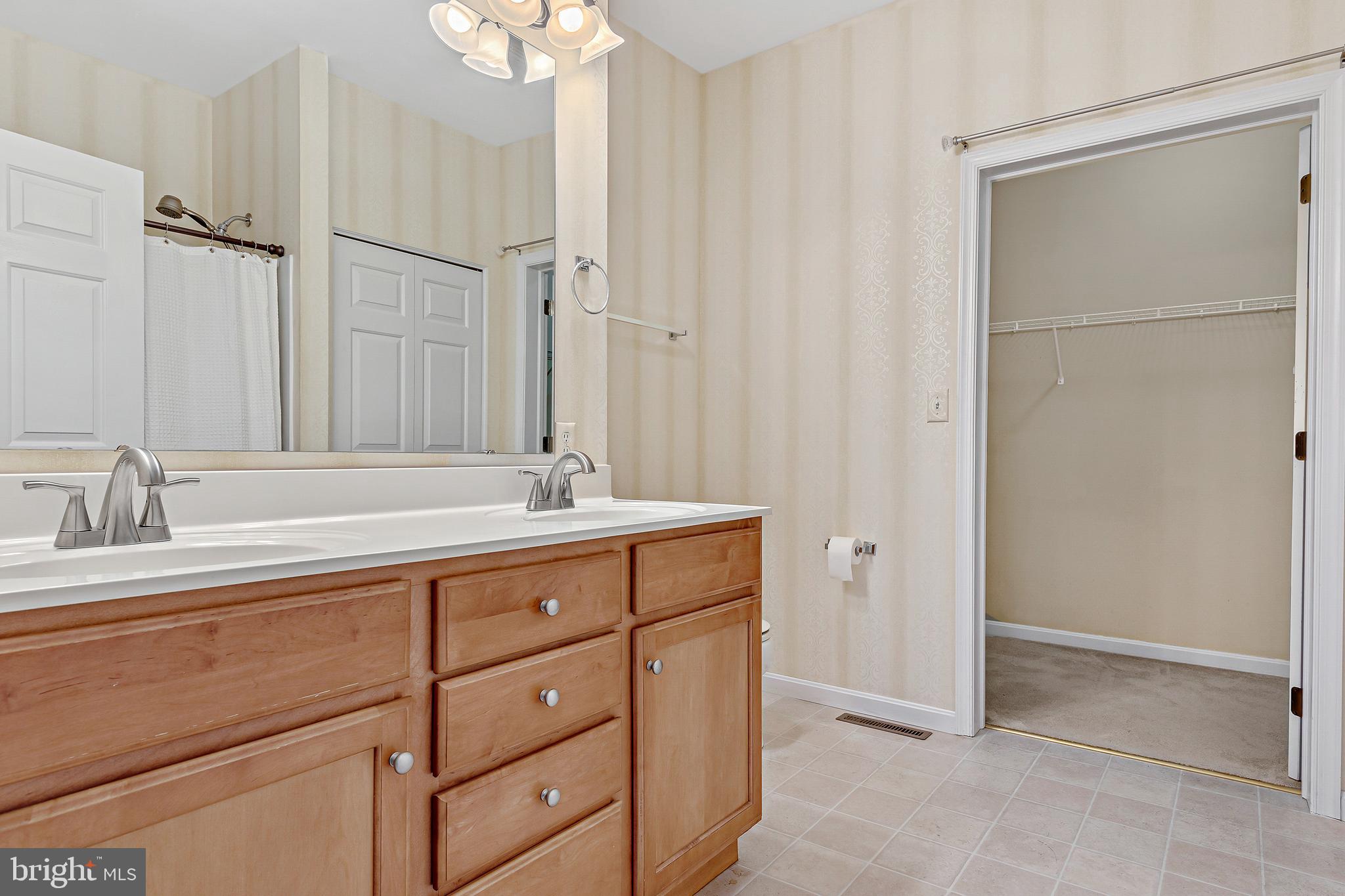 STONEHEDGE - Residential Lease