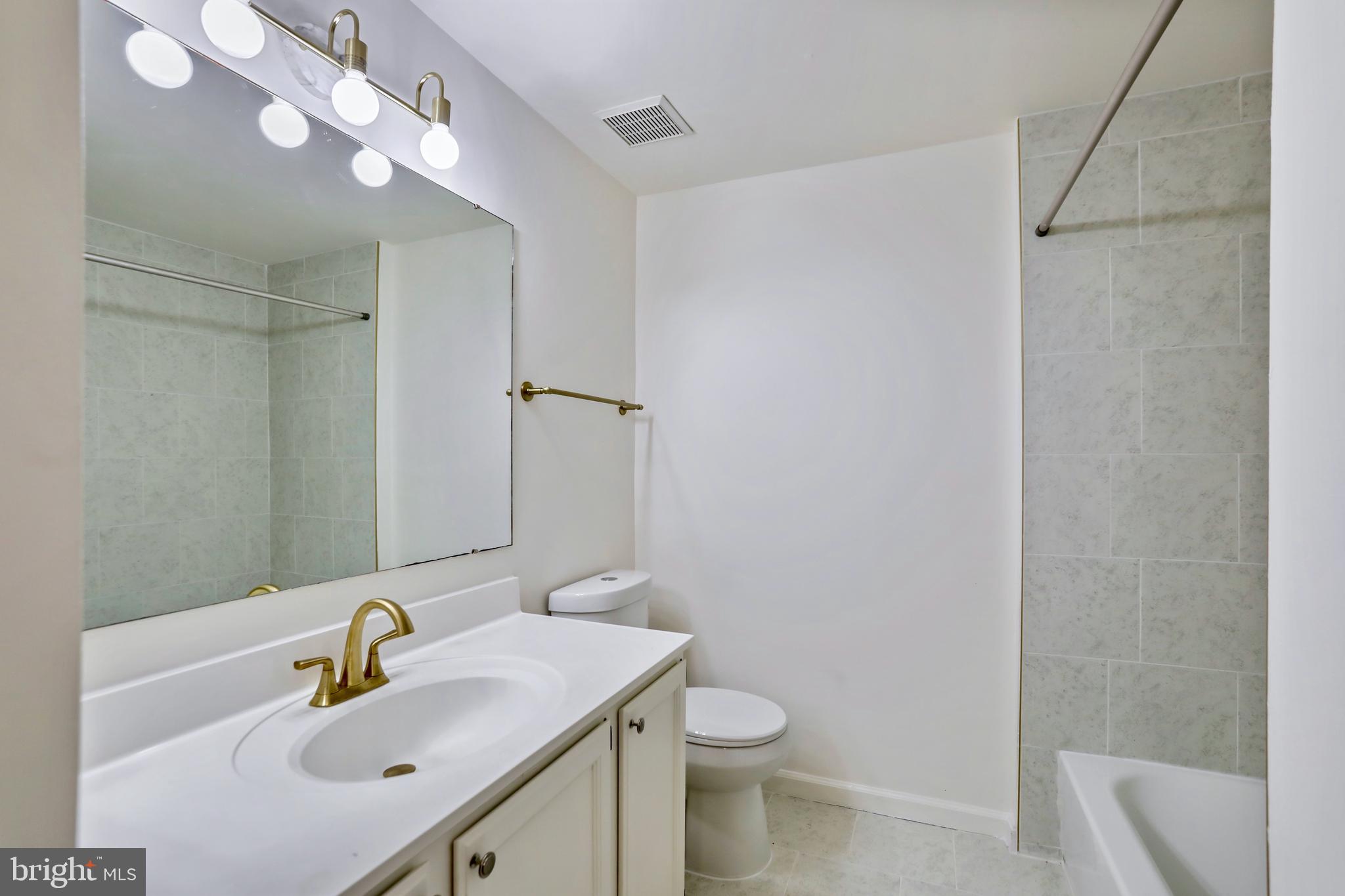 SULLY STATION - Residential