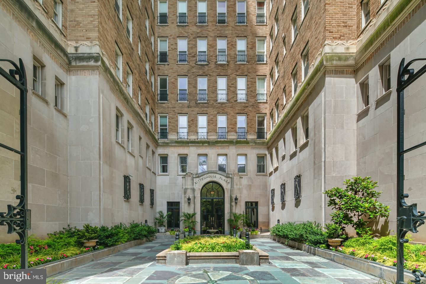 RITTENHOUSE SQUARE - Residential