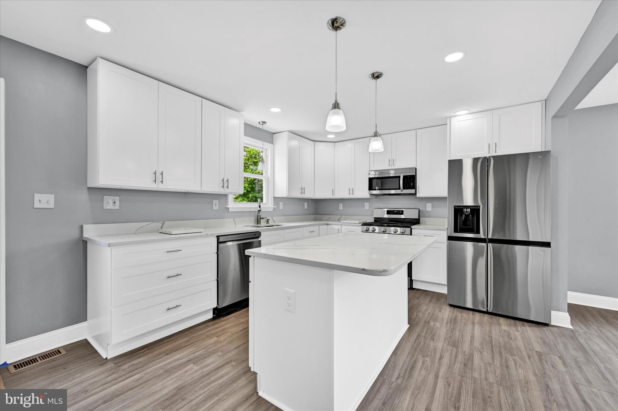 WOODLAWN - Residential