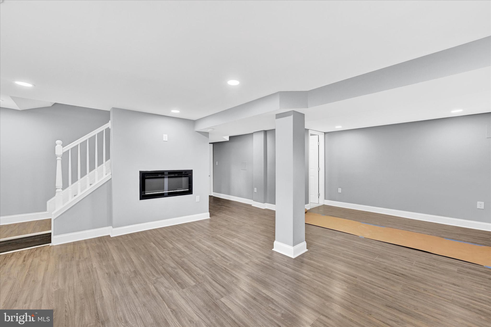 WOODLAWN - Residential