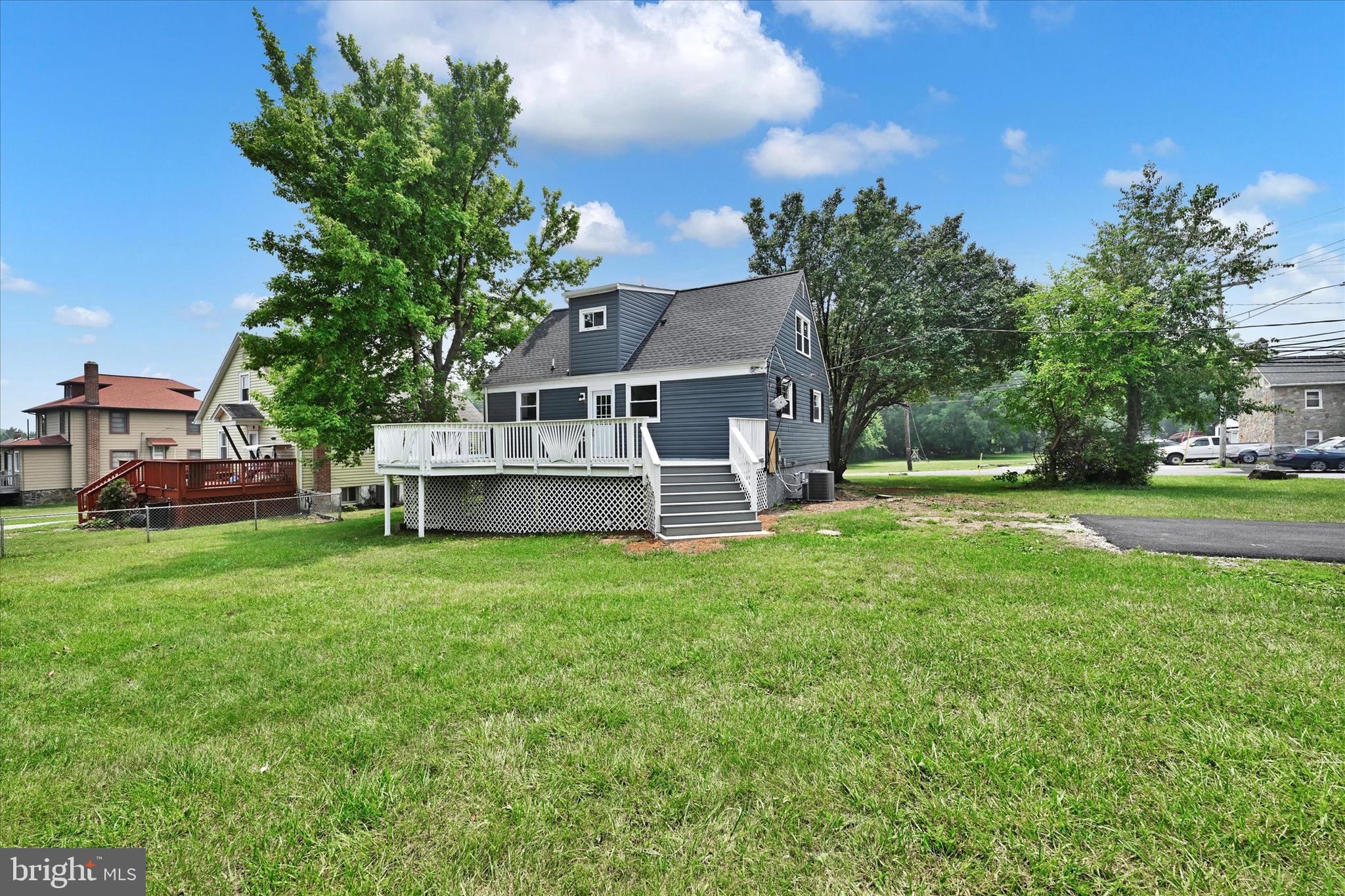 WOODLAWN - Residential