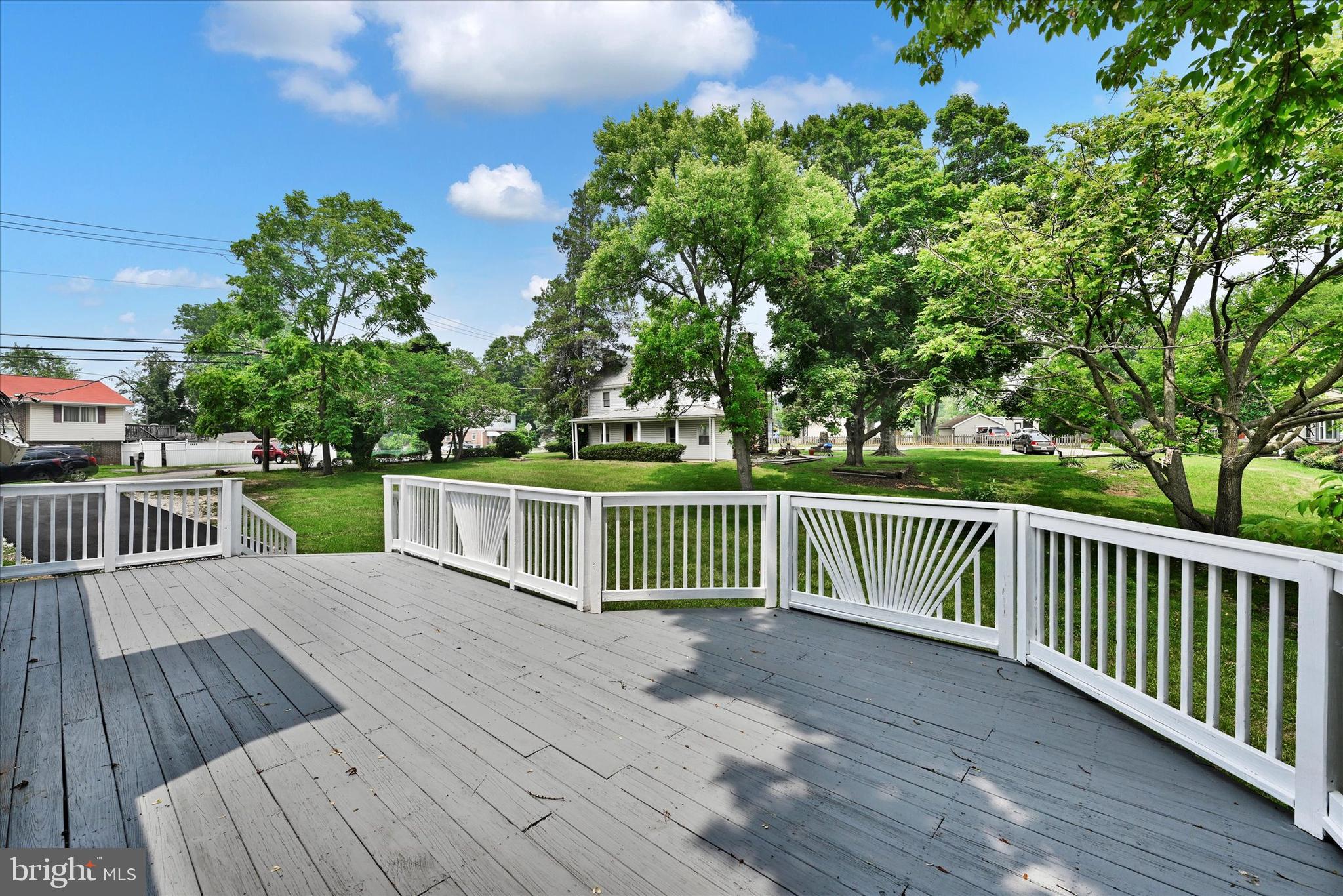 WOODLAWN - Residential