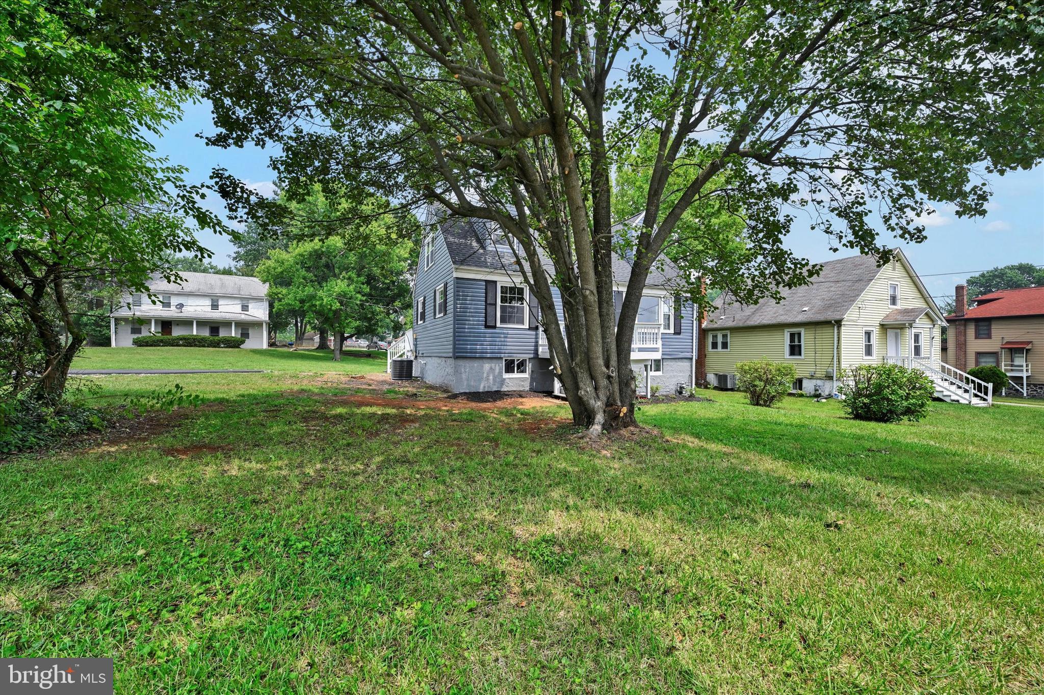 WOODLAWN - Residential