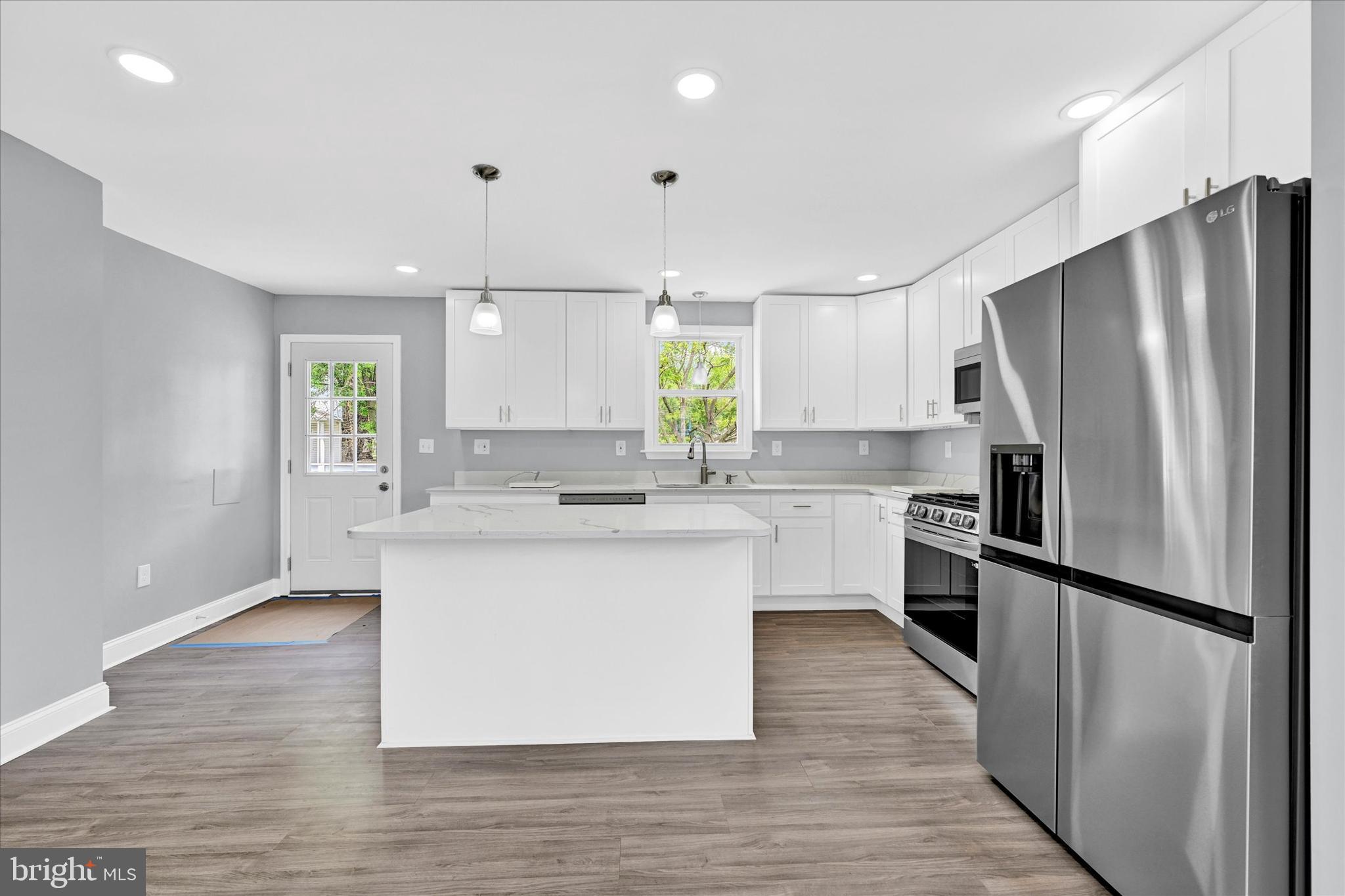 WOODLAWN - Residential