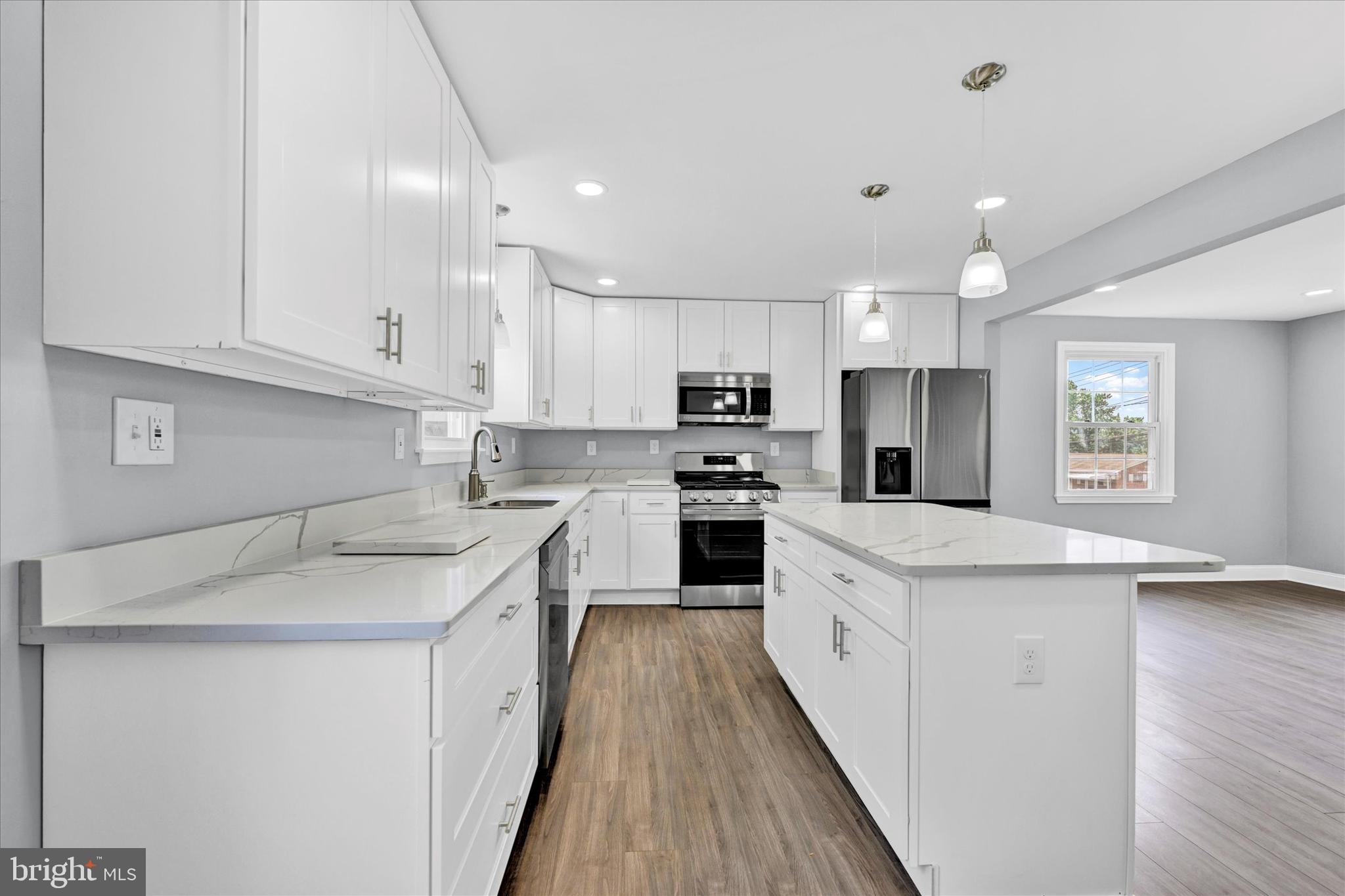 WOODLAWN - Residential