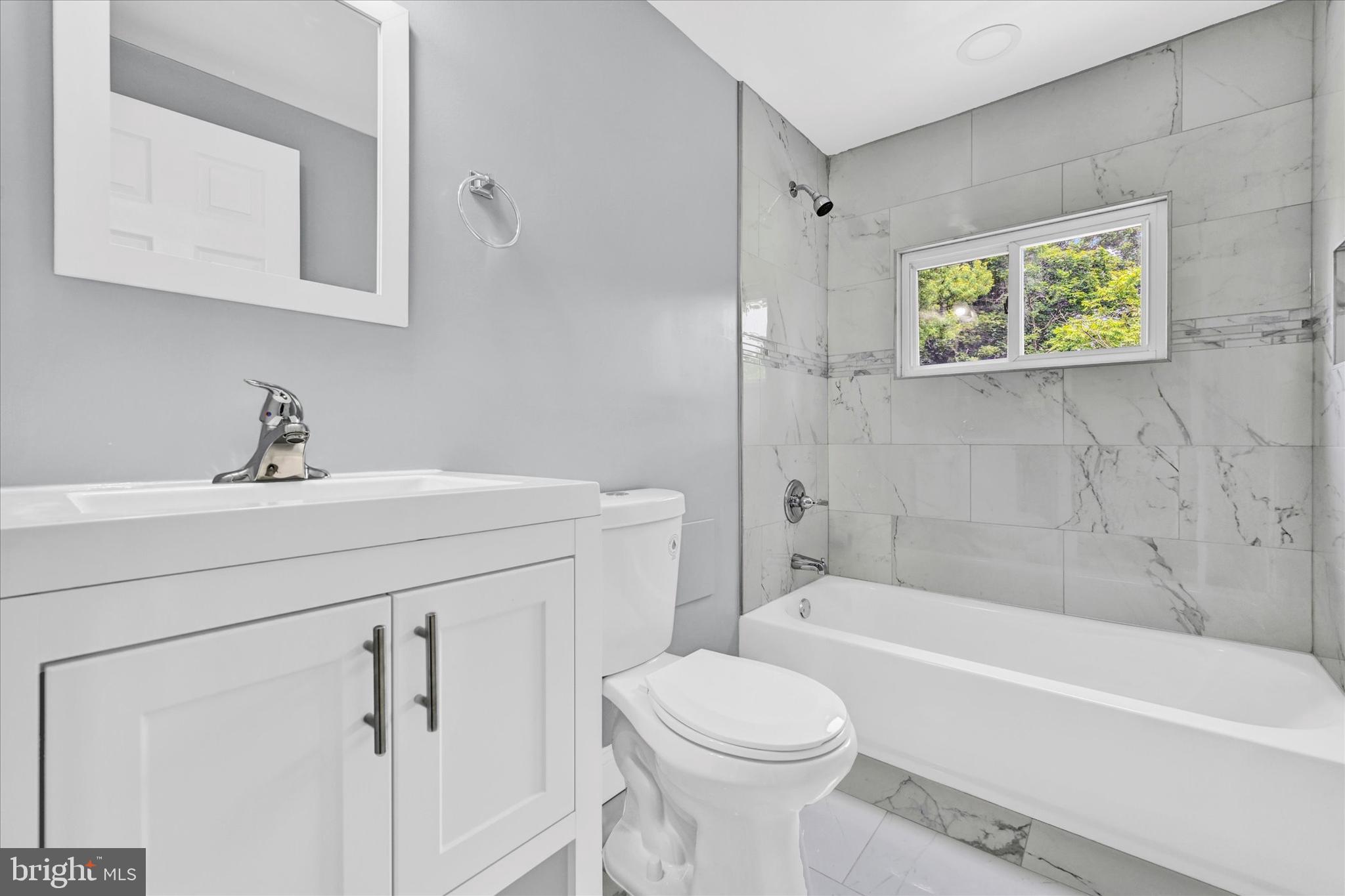 WOODLAWN - Residential