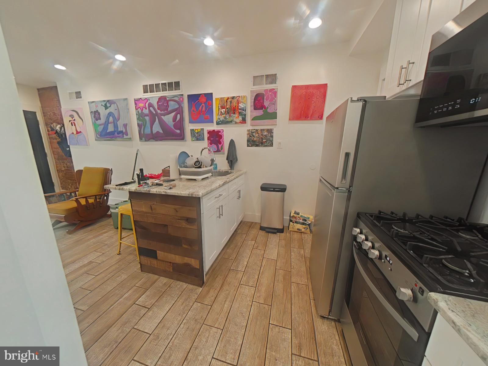 NORRIS SQUARE - Residential