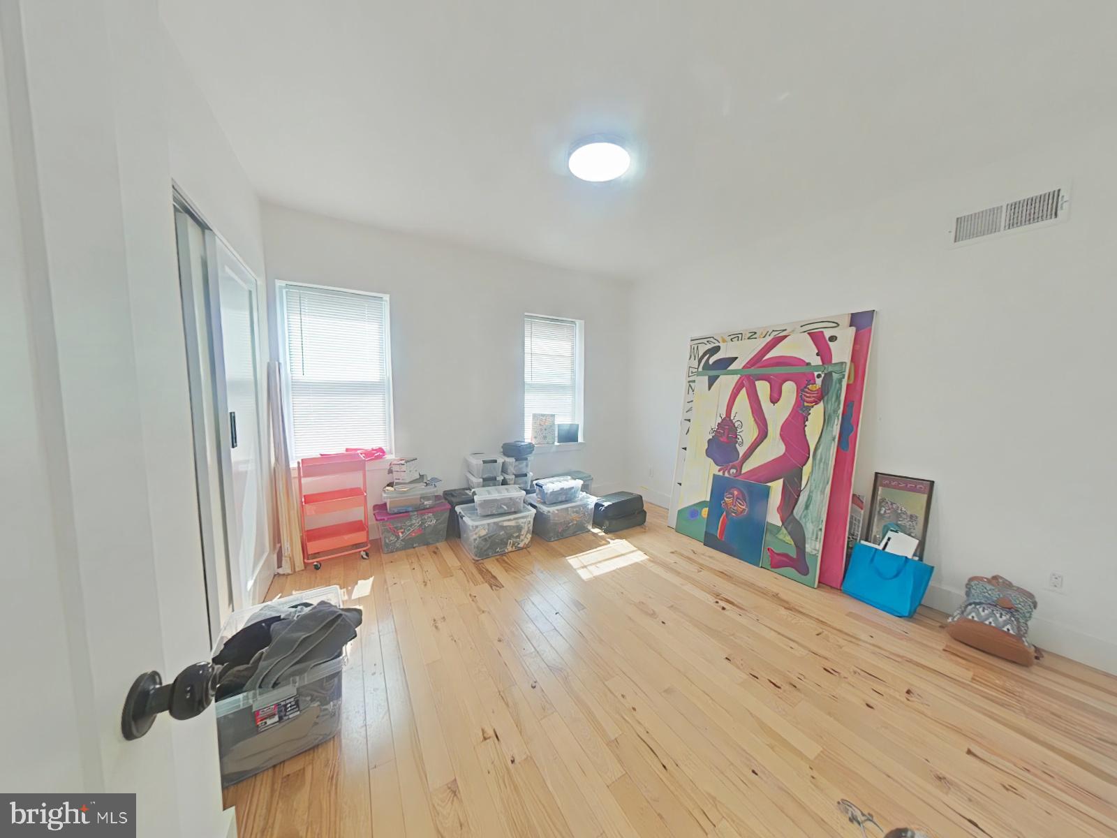 NORRIS SQUARE - Residential
