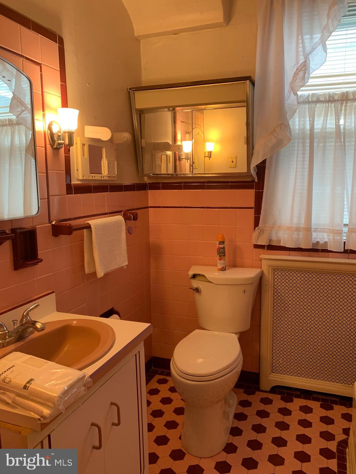 POINT BREEZE - Residential Lease