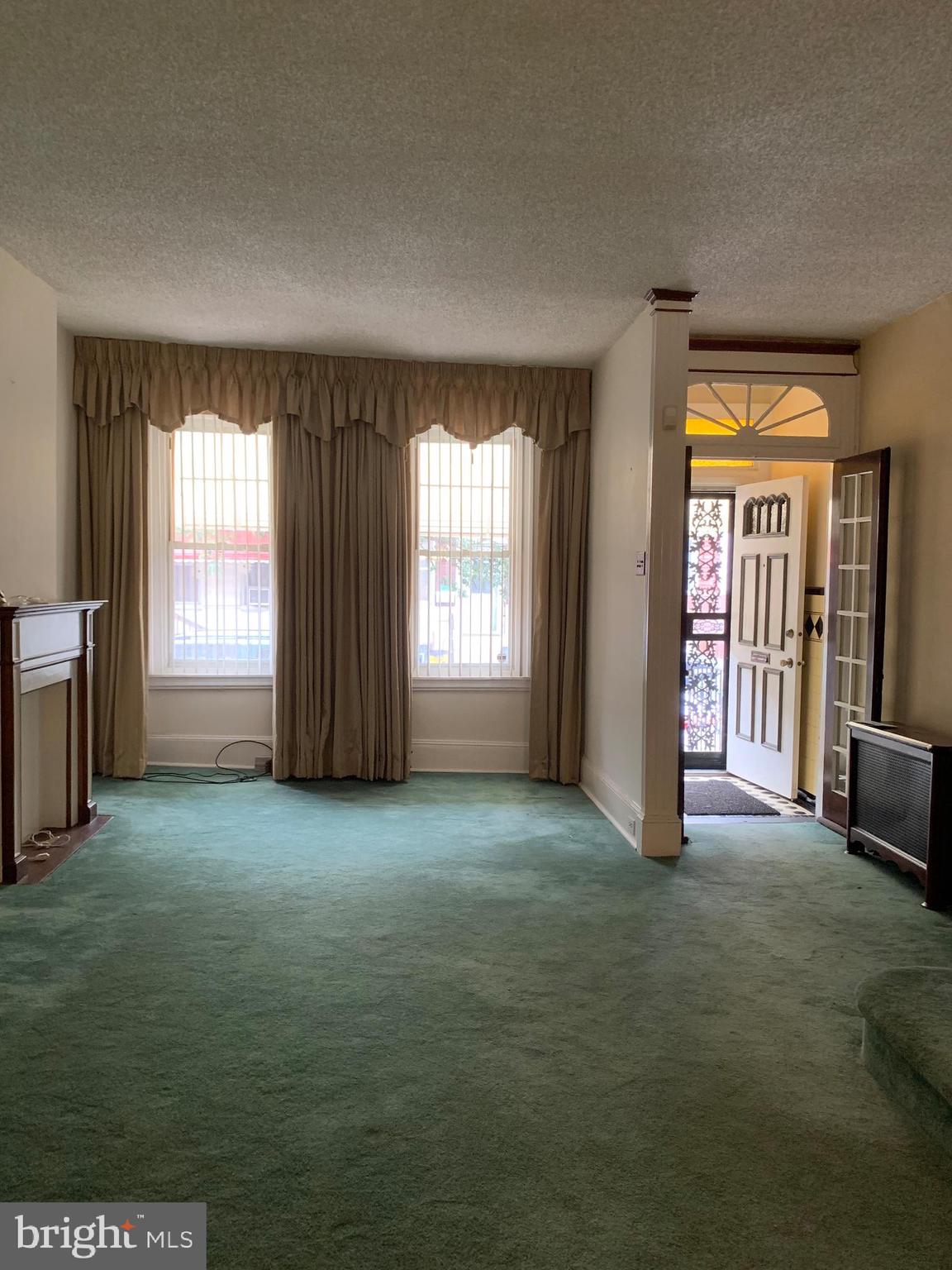 POINT BREEZE - Residential Lease