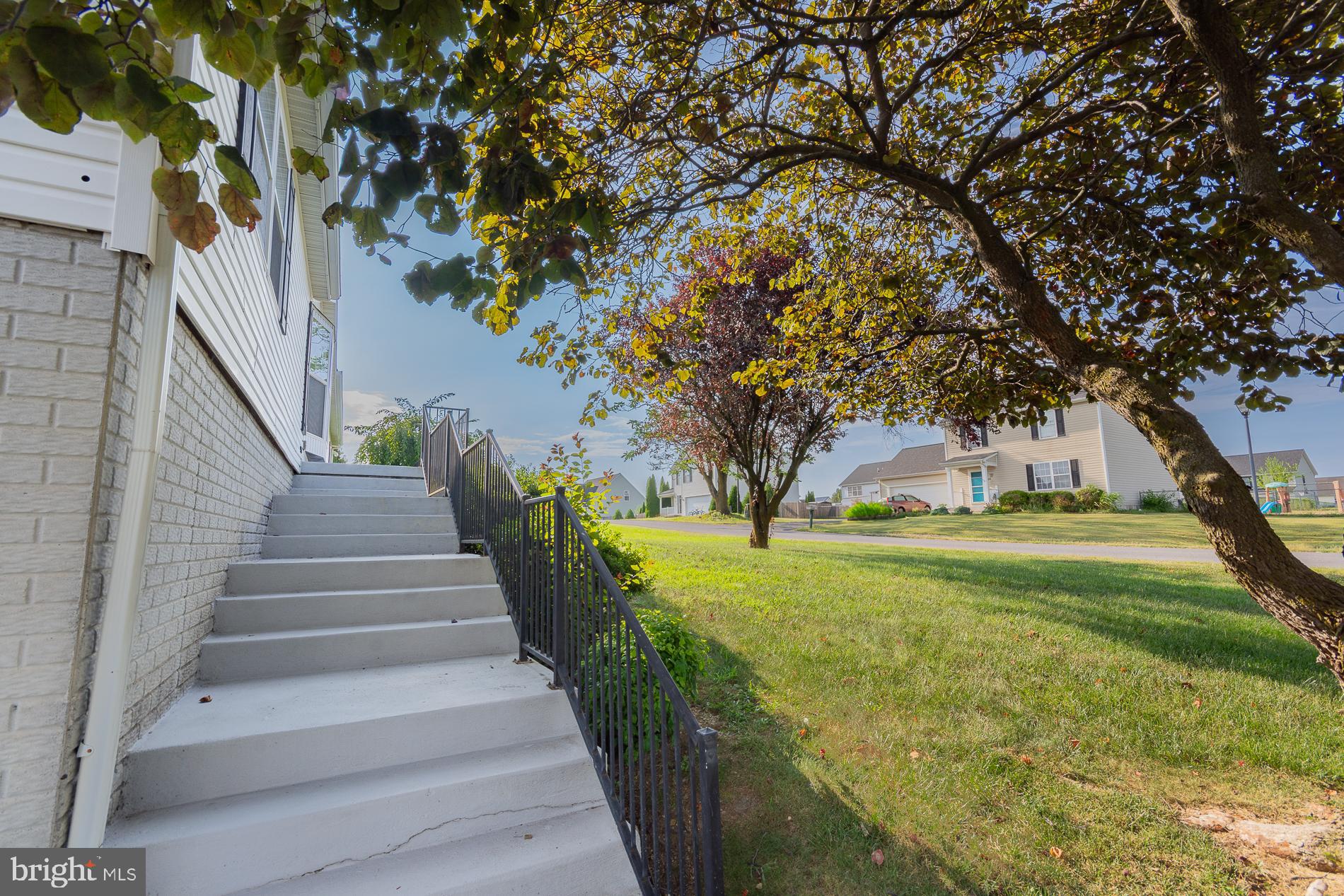 SUMMER HILL - Residential