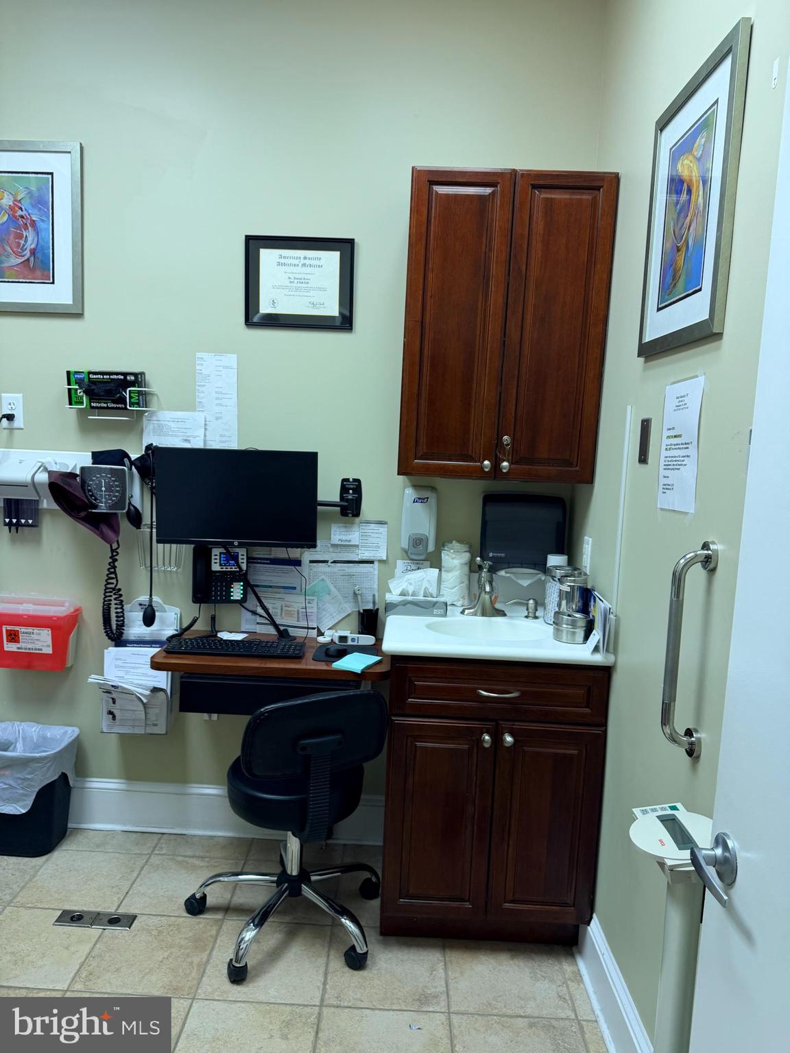 LOWER MOYAMENSING - Commercial Sale