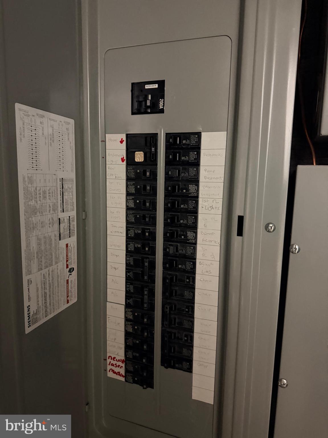 LOWER MOYAMENSING - Commercial Sale