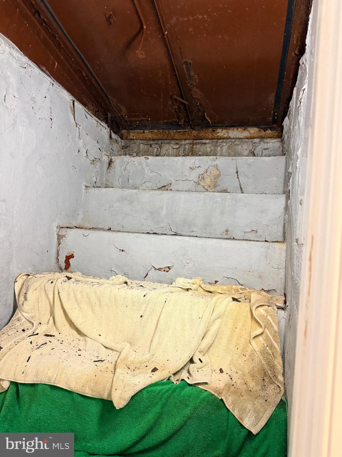 LOWER MOYAMENSING - Commercial Sale