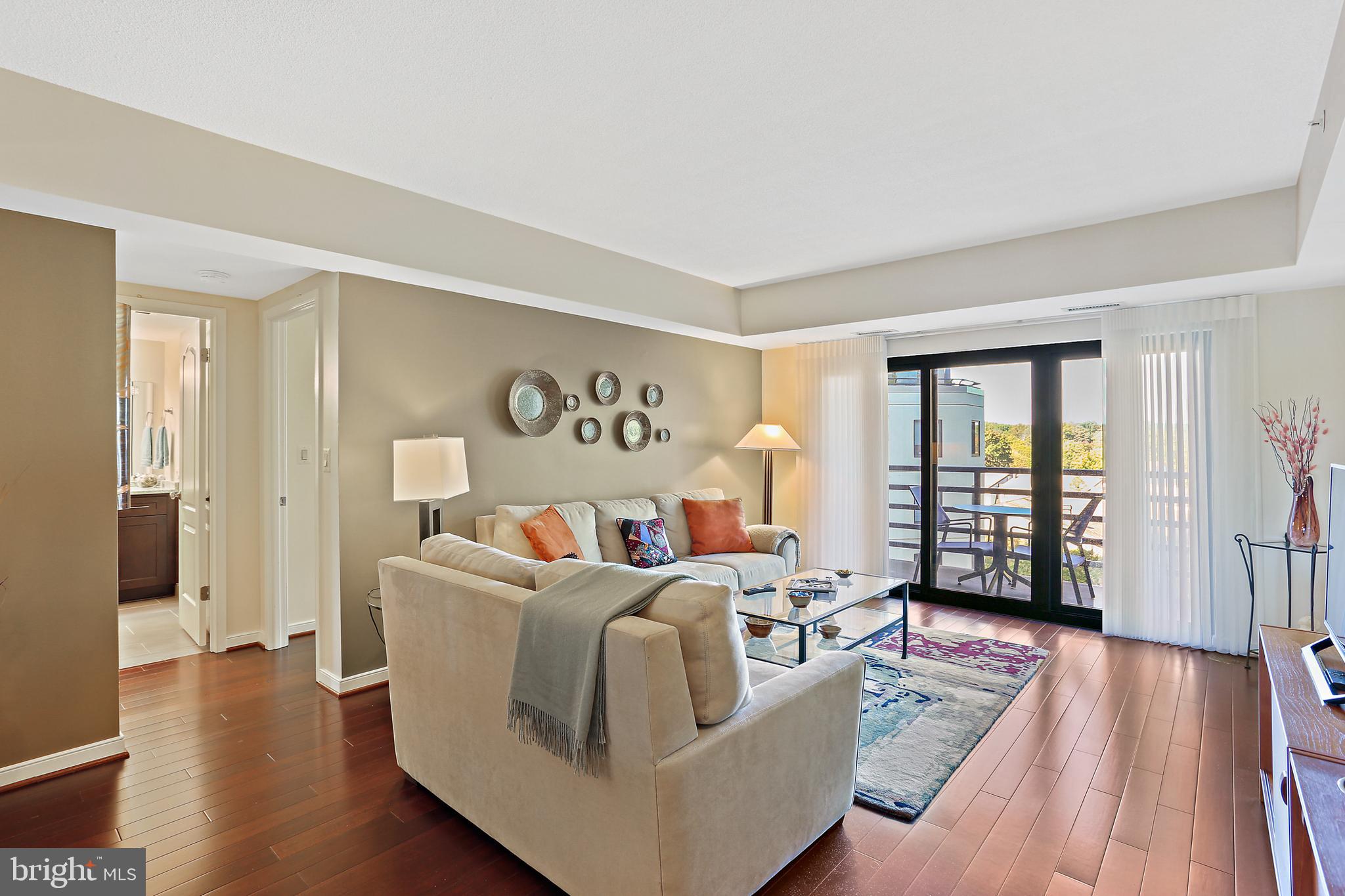 WILDE LAKE - Residential